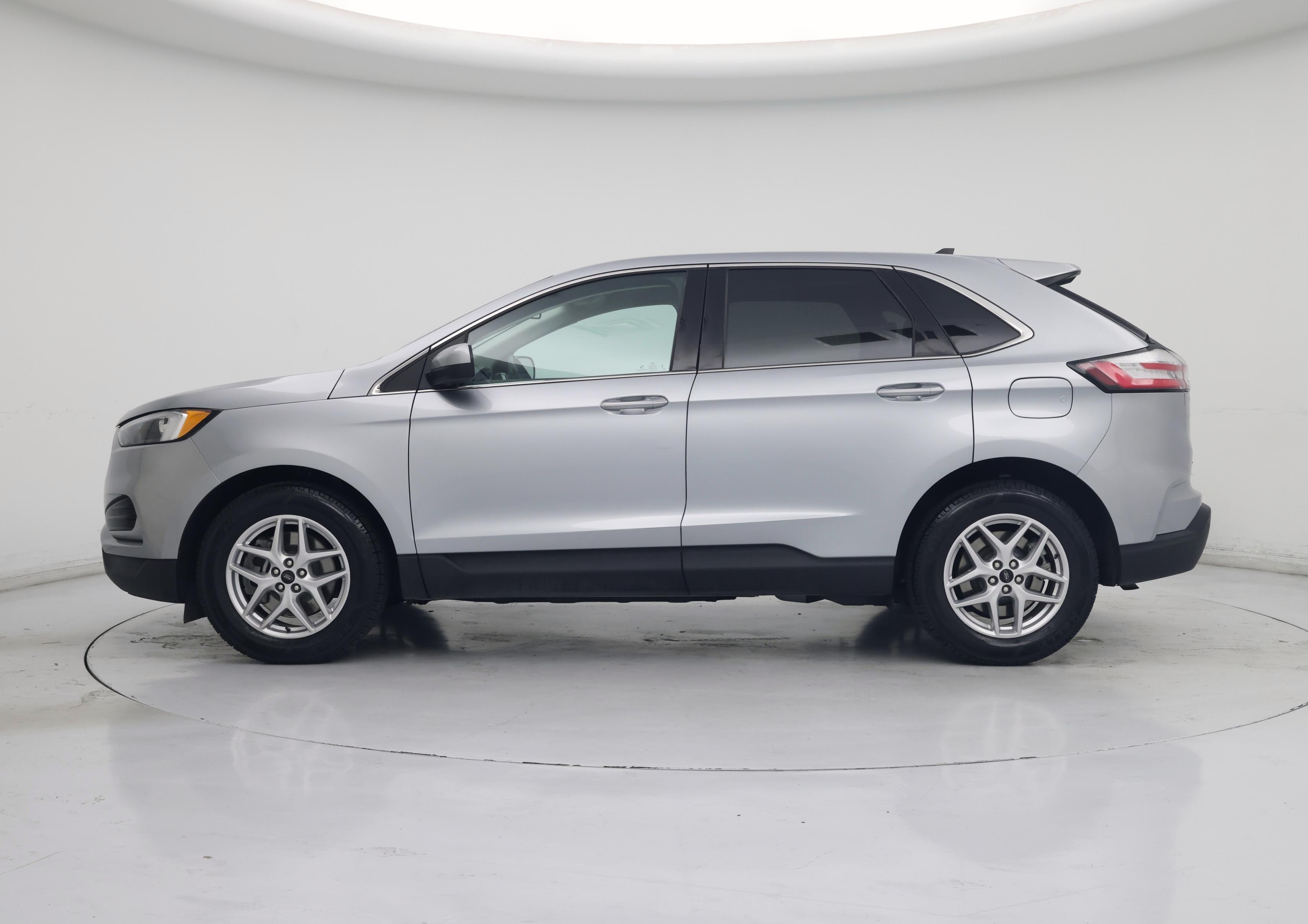 Thumbnail: 2024 Ford Edge - 3