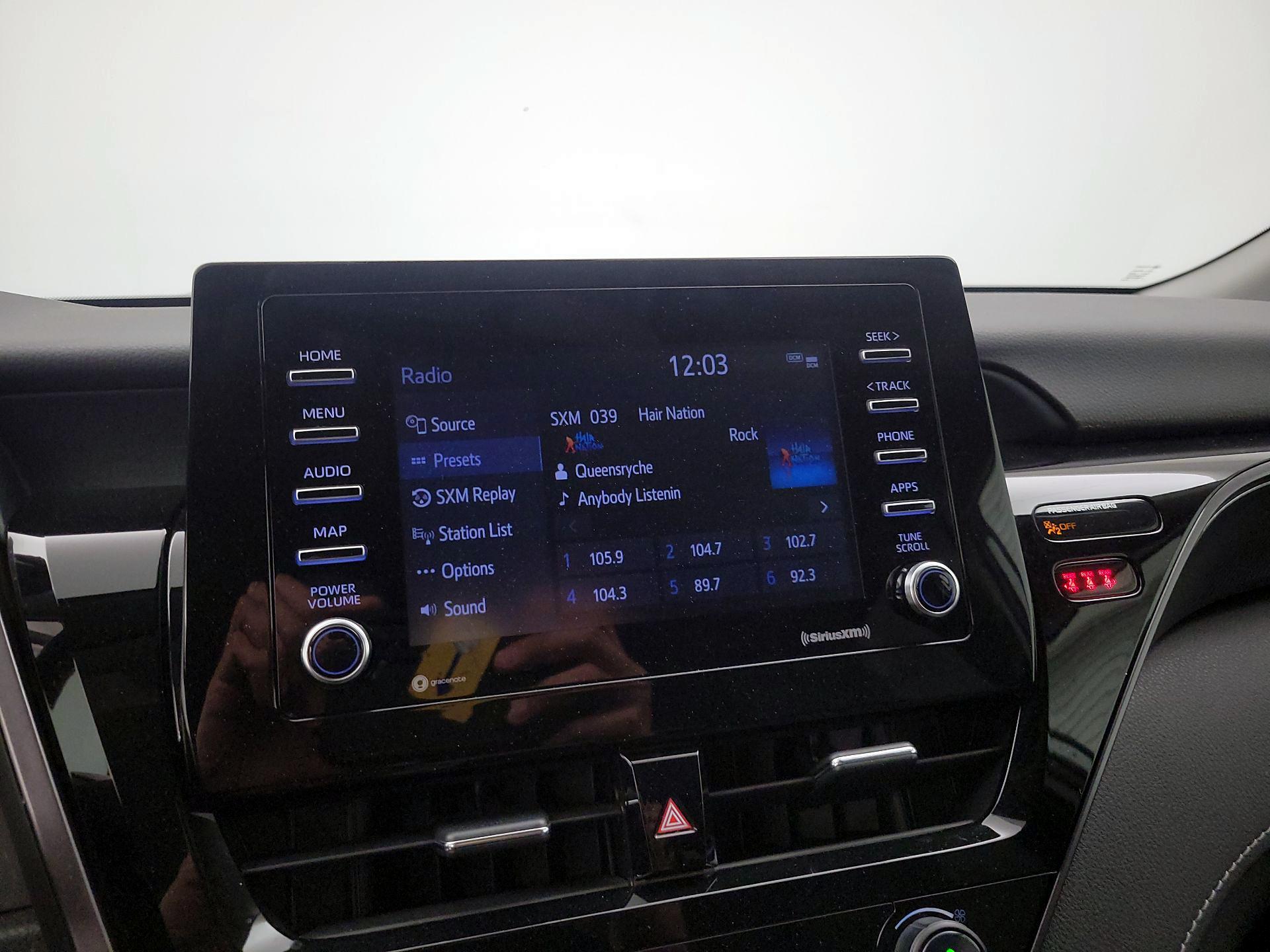 Thumbnail: 2021 Toyota Camry - 15