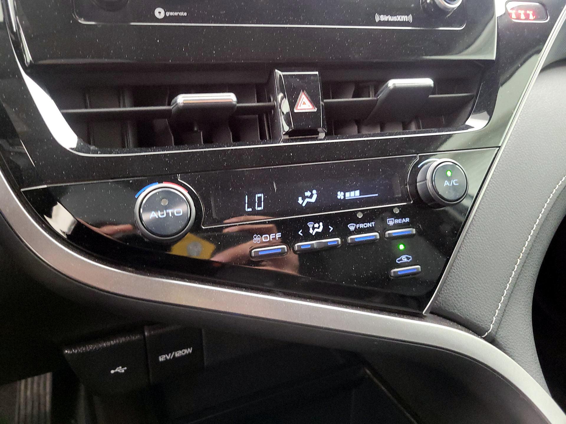 Thumbnail: 2021 Toyota Camry - 16