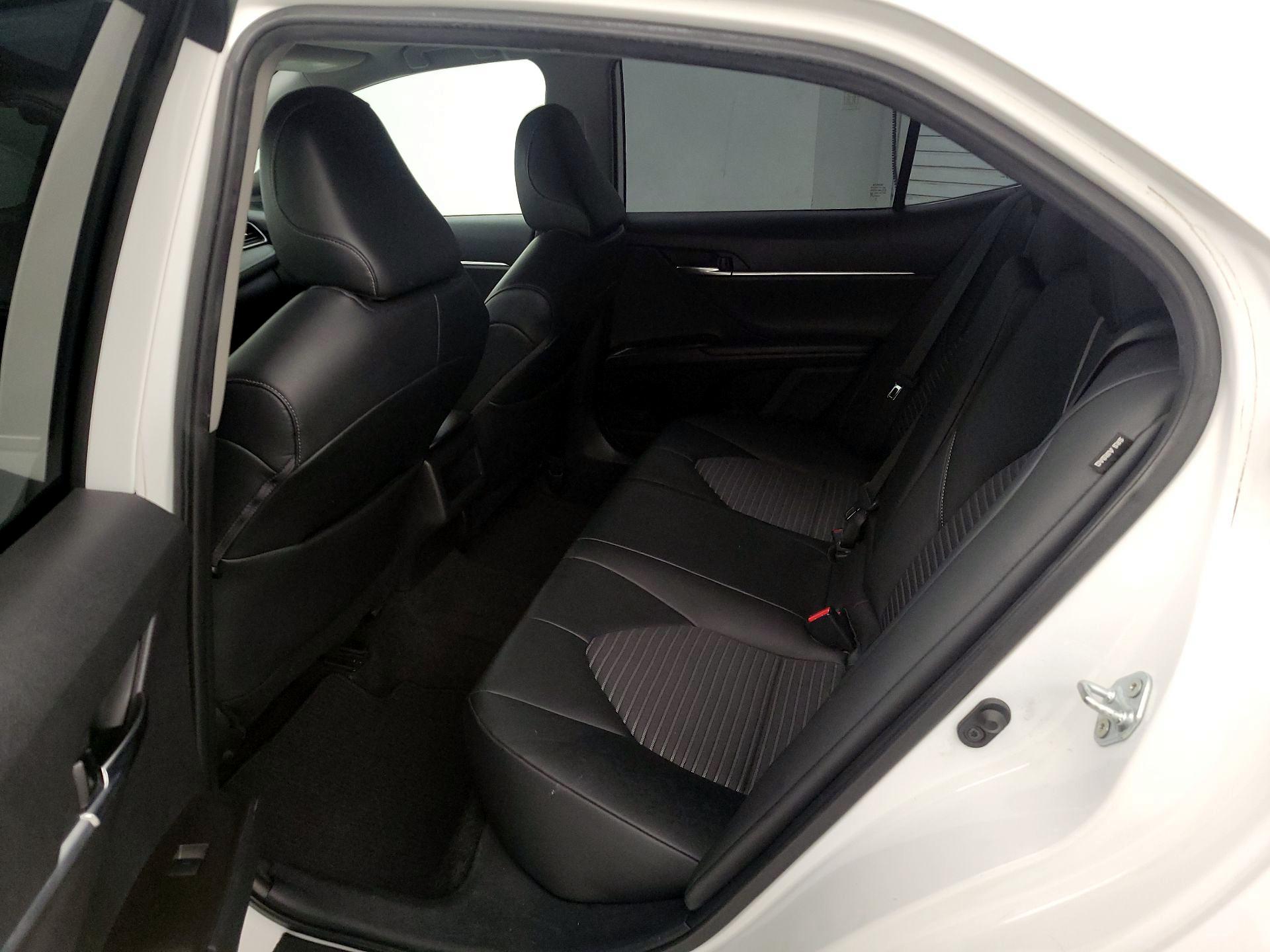 Thumbnail: 2021 Toyota Camry - 19