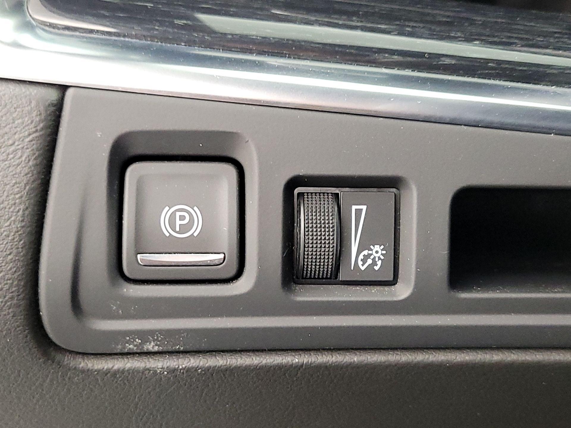 Thumbnail: 2025 Cadillac XT5 - 13