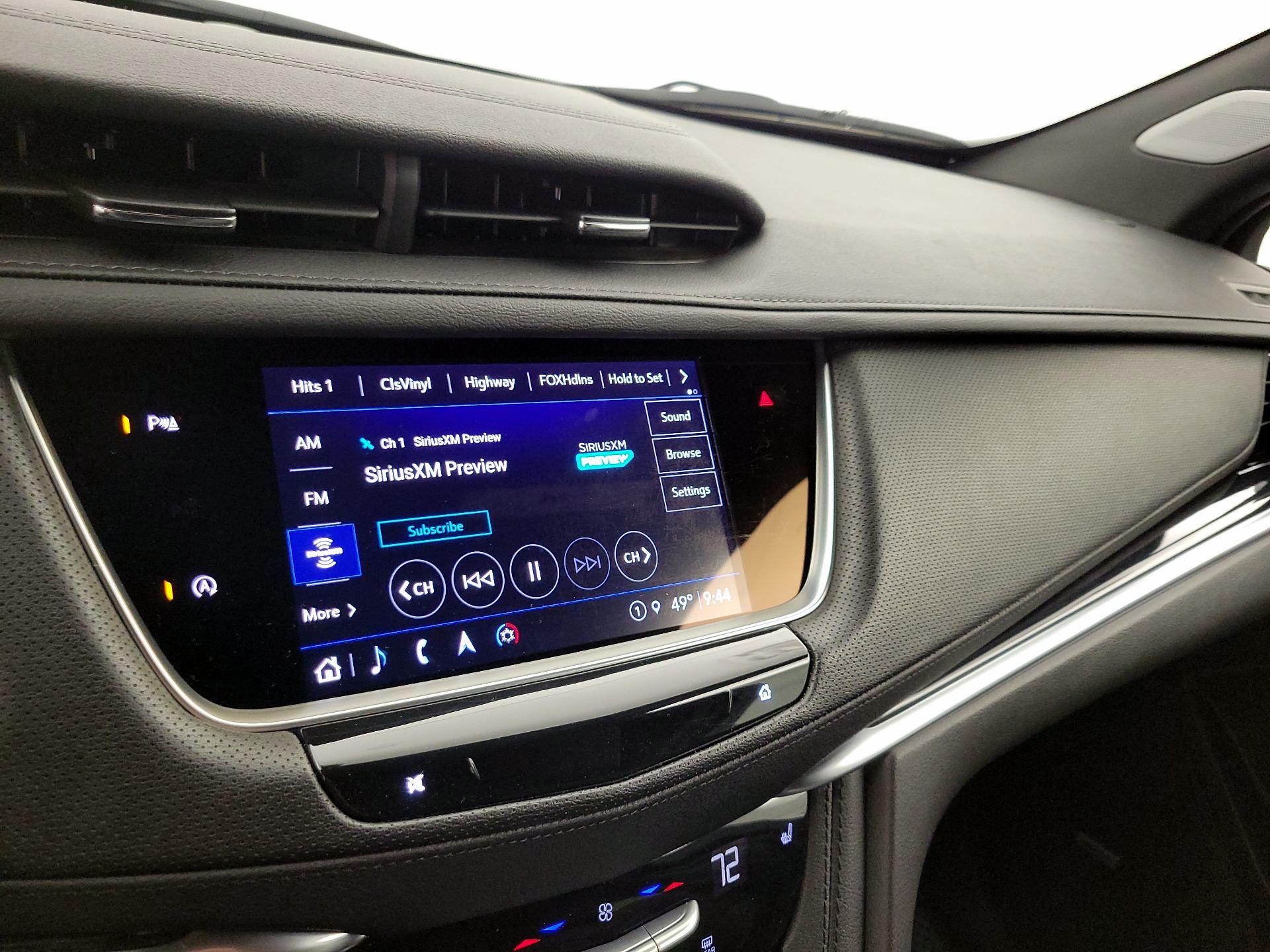 Thumbnail: 2025 Cadillac XT5 - 15