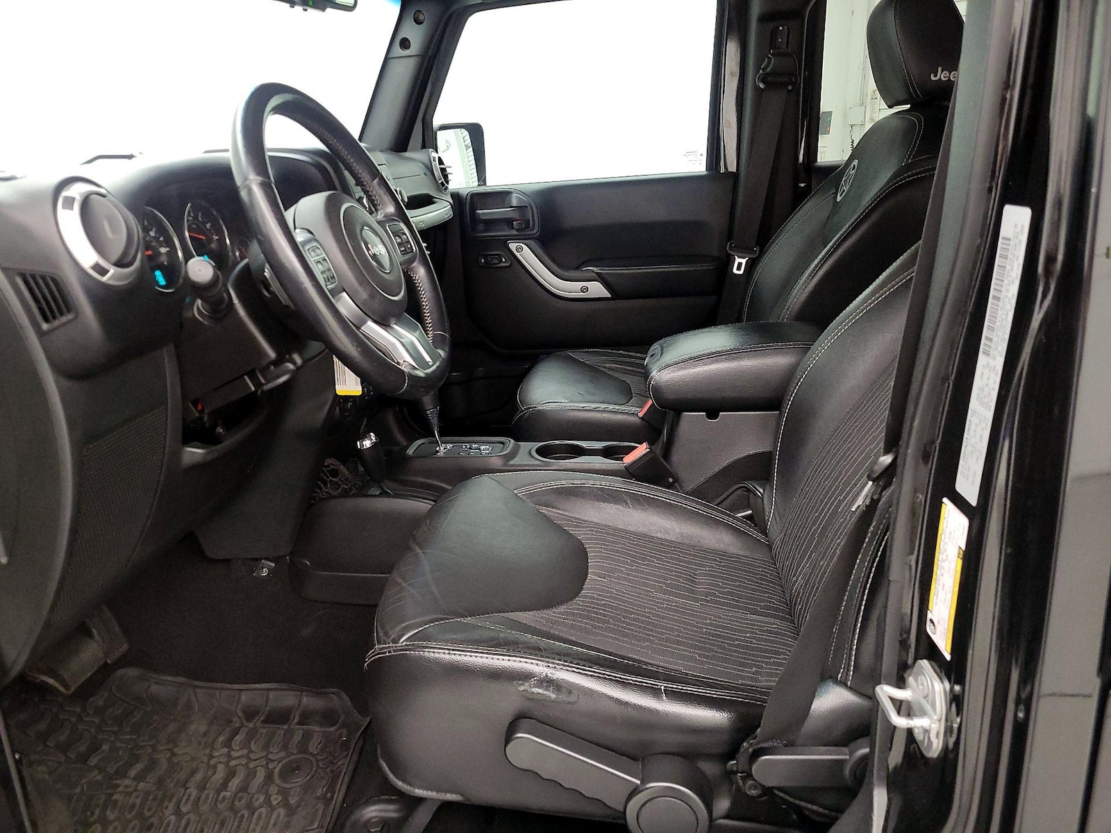 2015 Jeep Wrangler Unlimited Sport - Photo 12