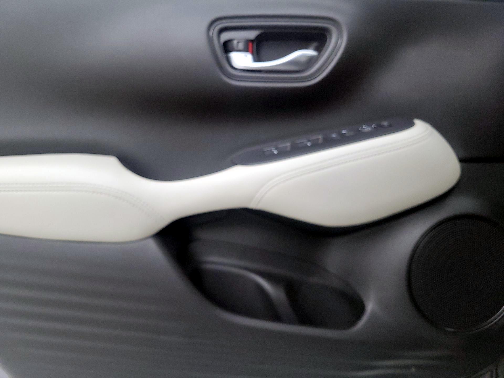 Thumbnail: 2025 Honda HR-V - 12