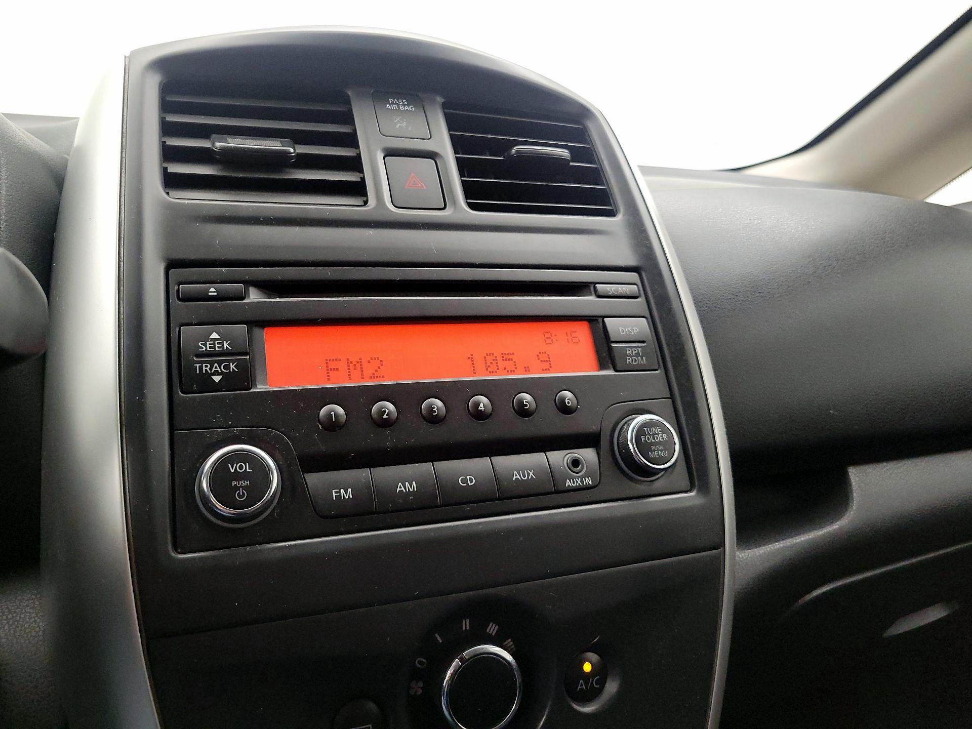 Thumbnail: 2015 Nissan Versa Note - 14