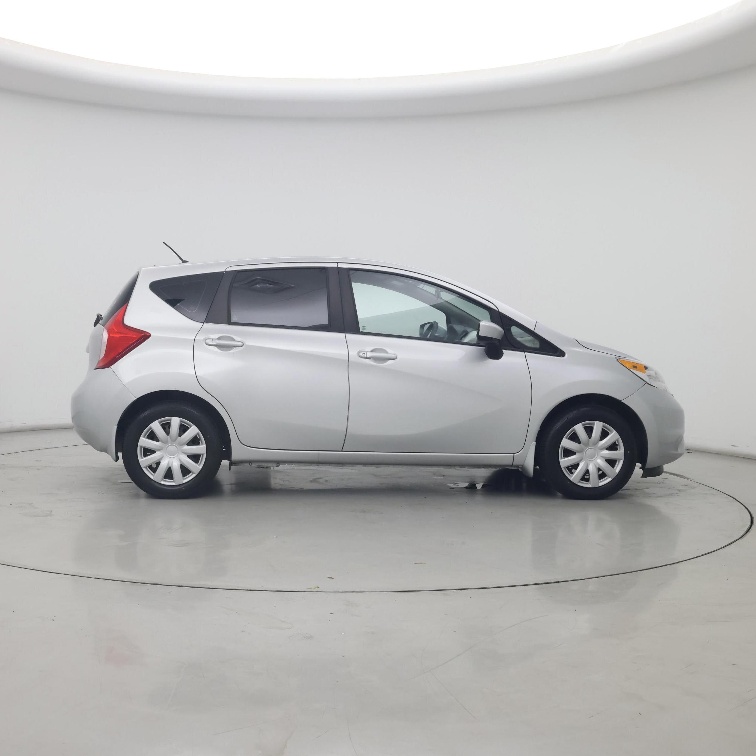 Thumbnail: 2015 Nissan Versa Note - 7