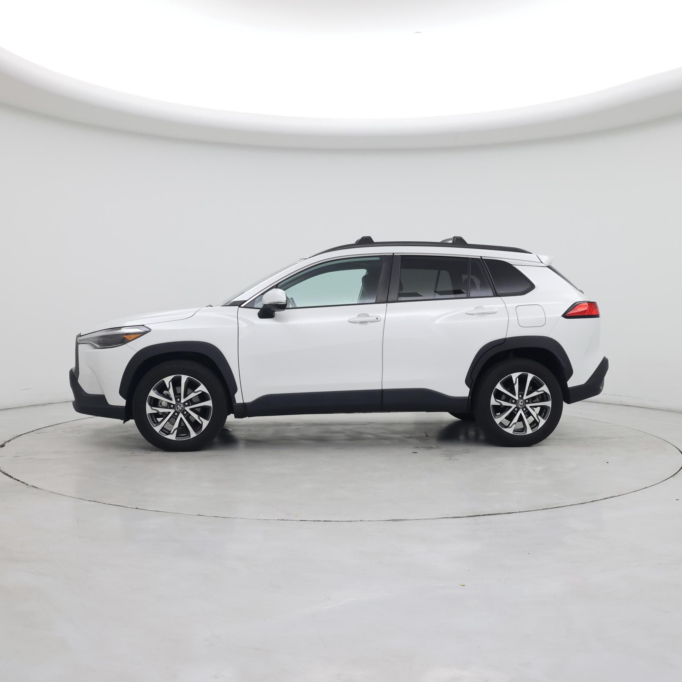 Thumbnail: 2023 Toyota Corolla Cross - 3