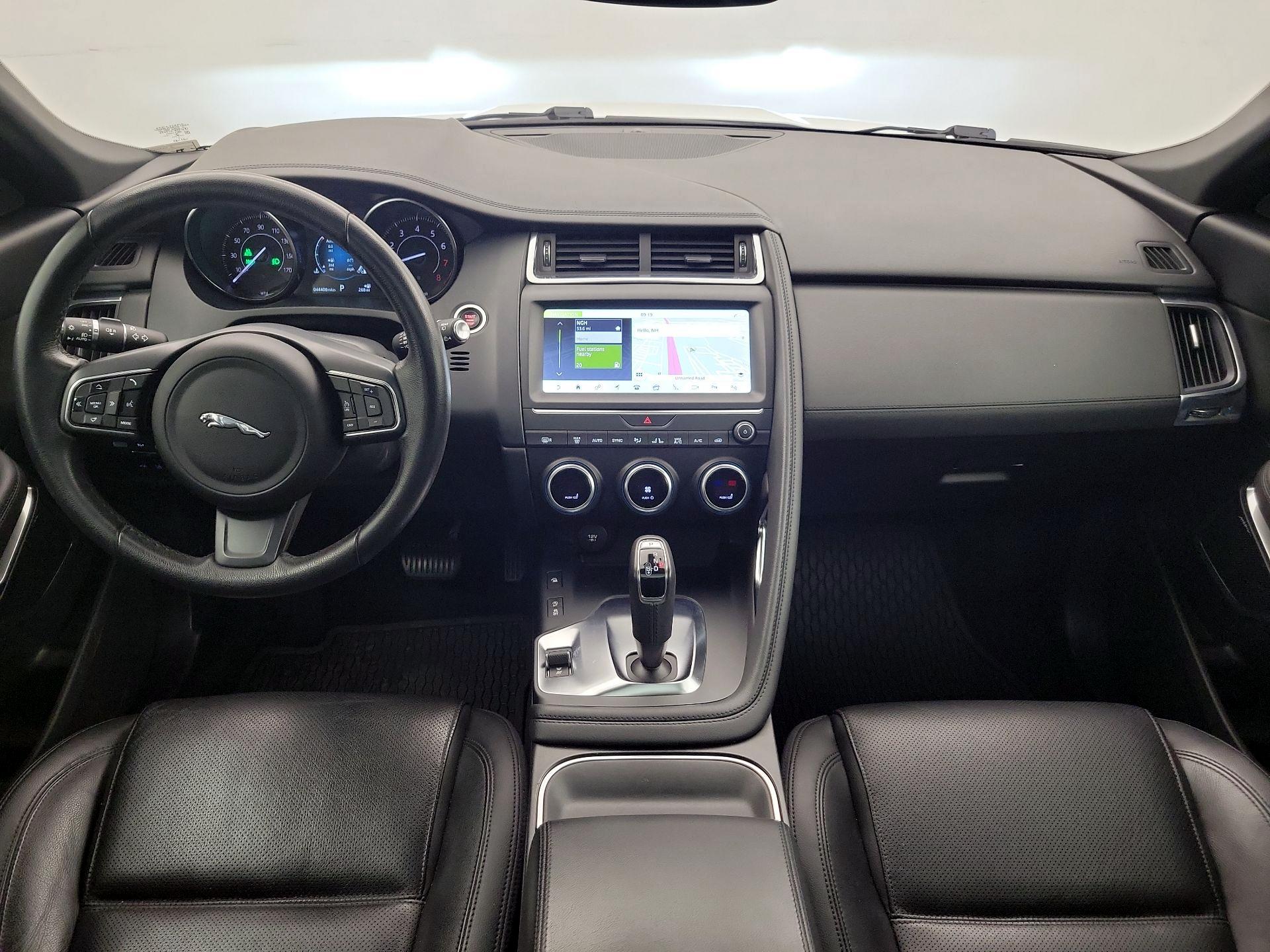 Thumbnail: 2019 Jaguar E-Pace - 9