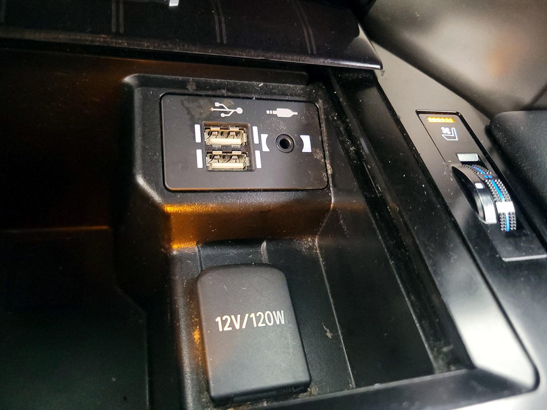 Thumbnail: 2021 Lexus GX - 19