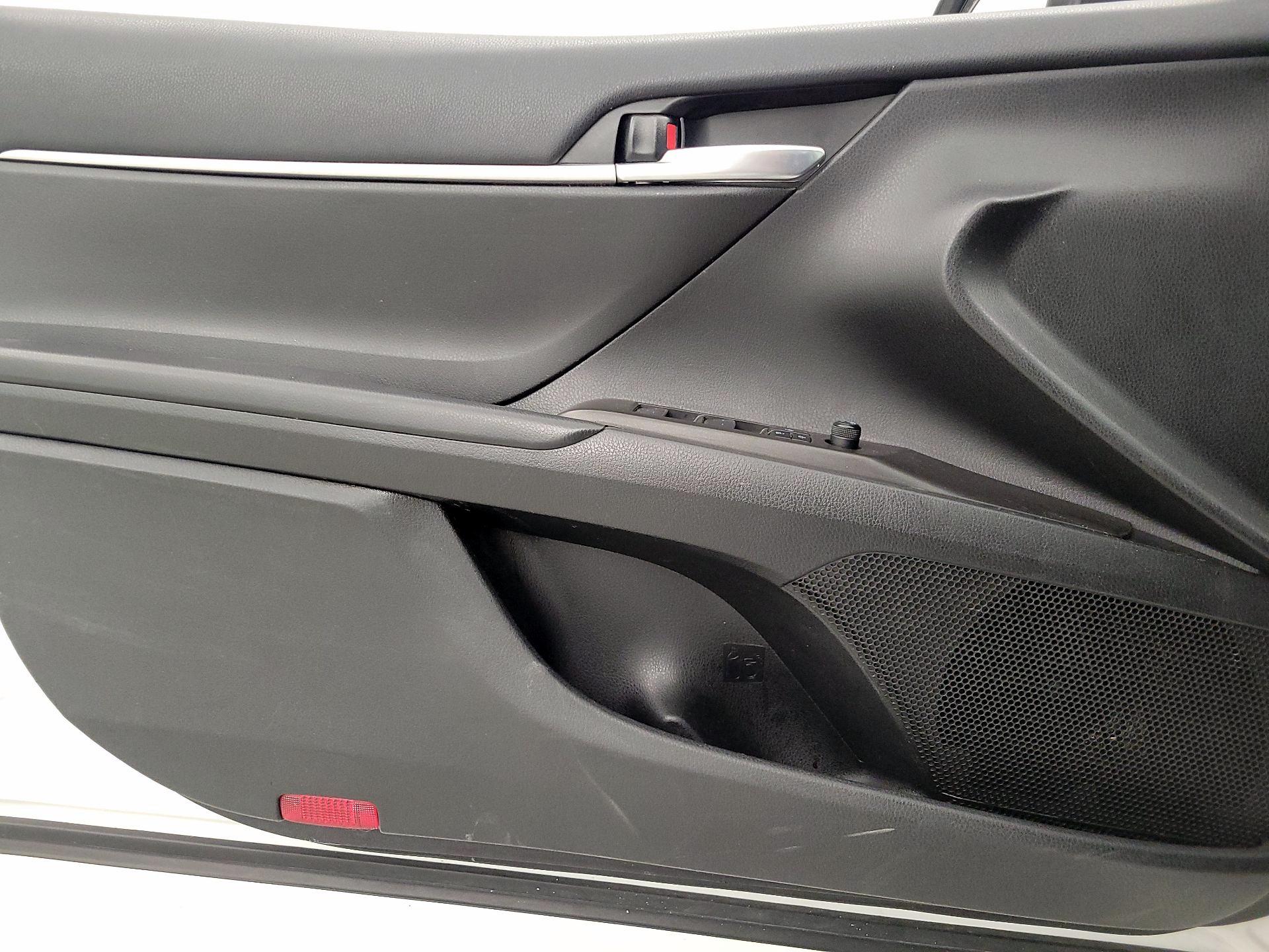 Thumbnail: 2023 Toyota Camry - 12