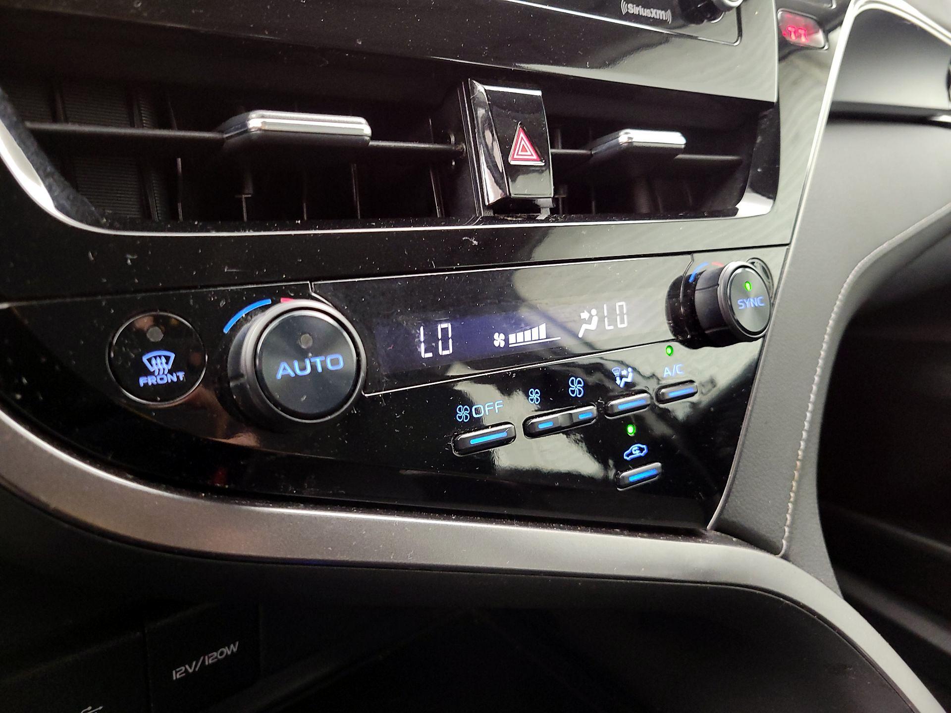 Thumbnail: 2023 Toyota Camry - 16