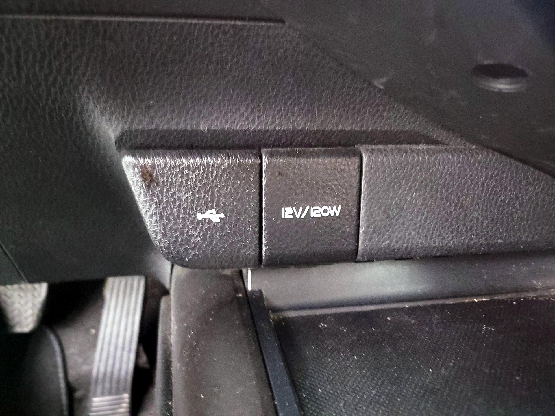 Thumbnail: 2023 Toyota Camry - 18