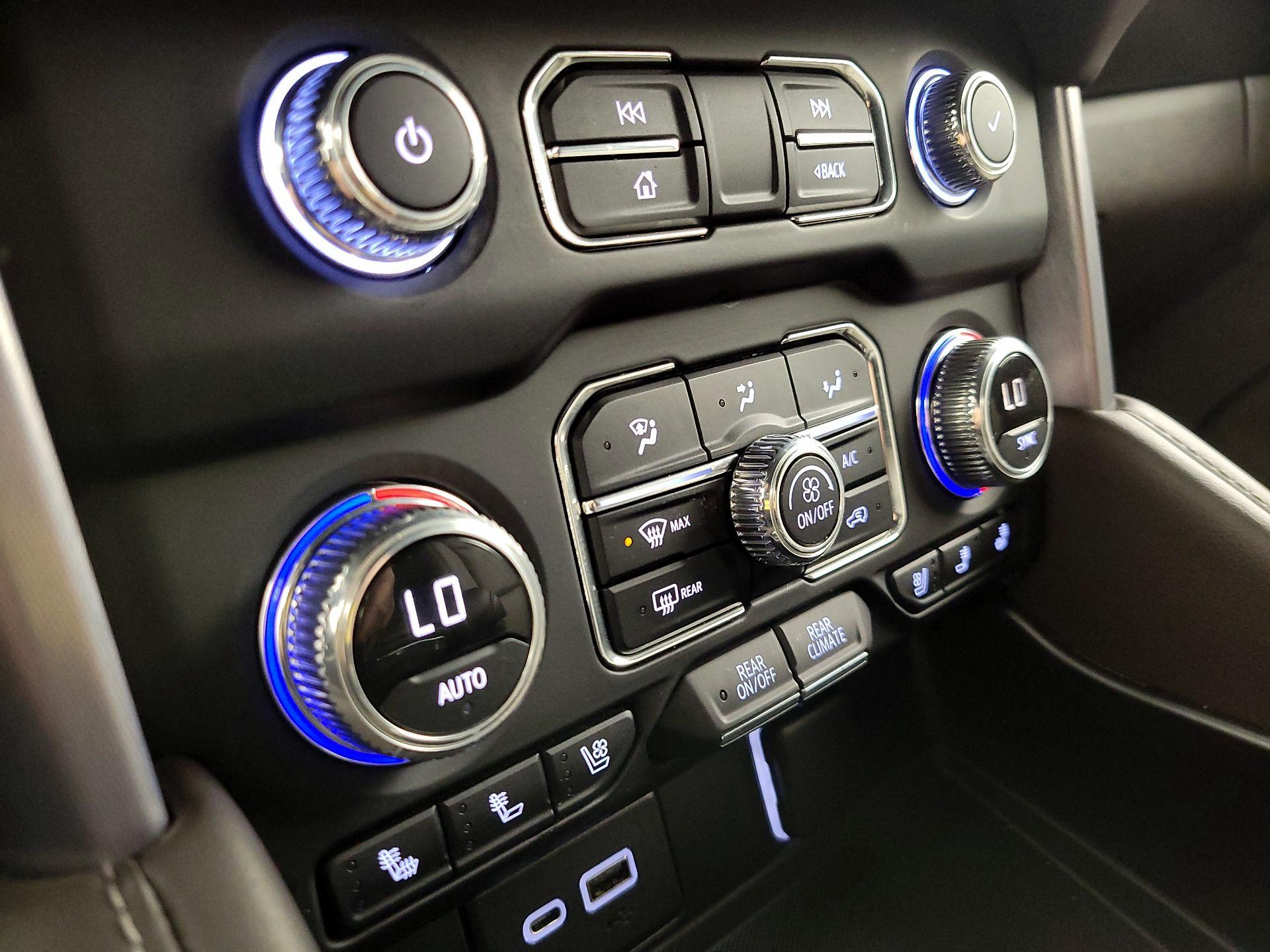 Thumbnail: 2022 GMC Yukon - 16