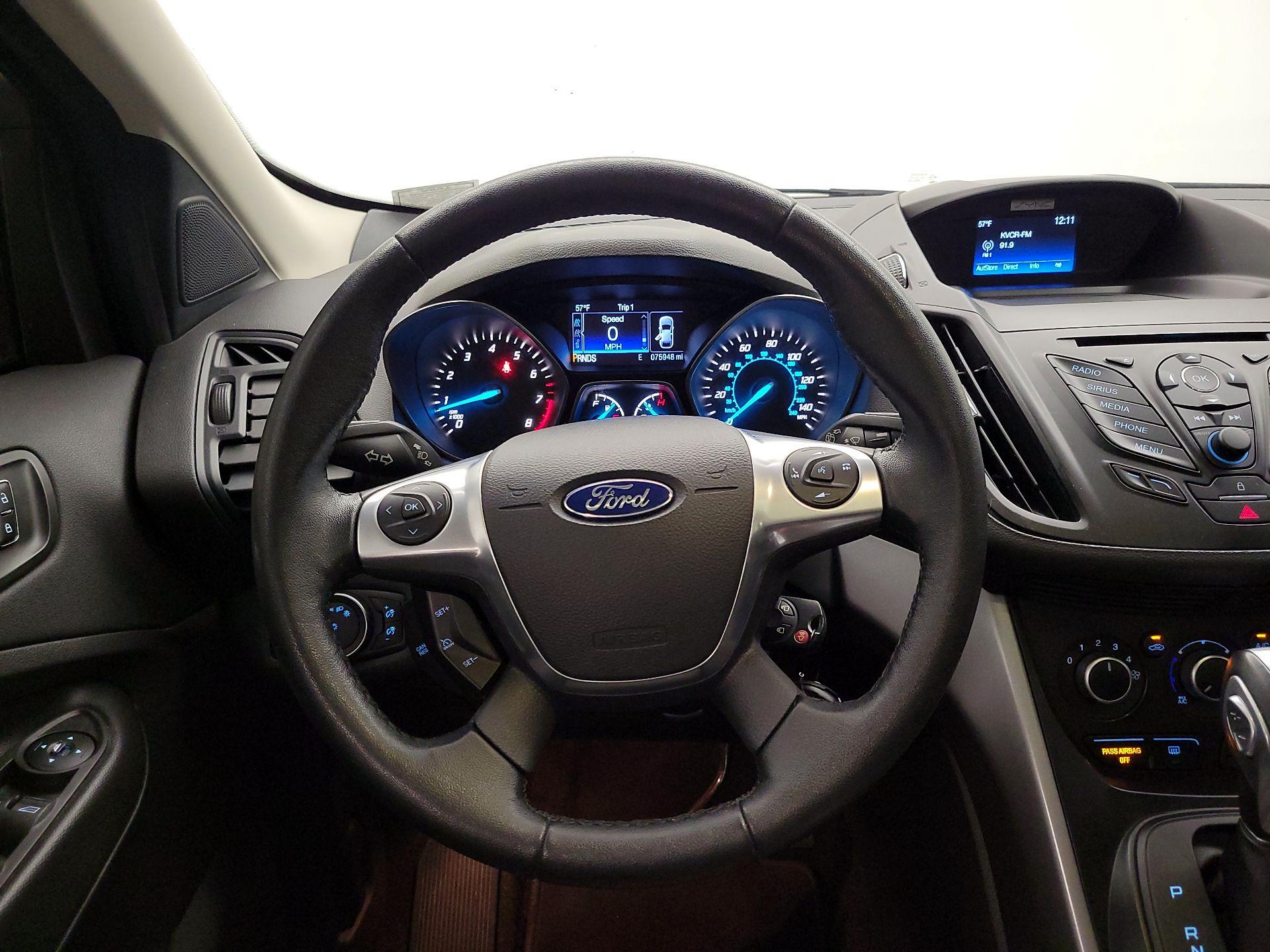 Thumbnail: 2016 Ford Escape - 10