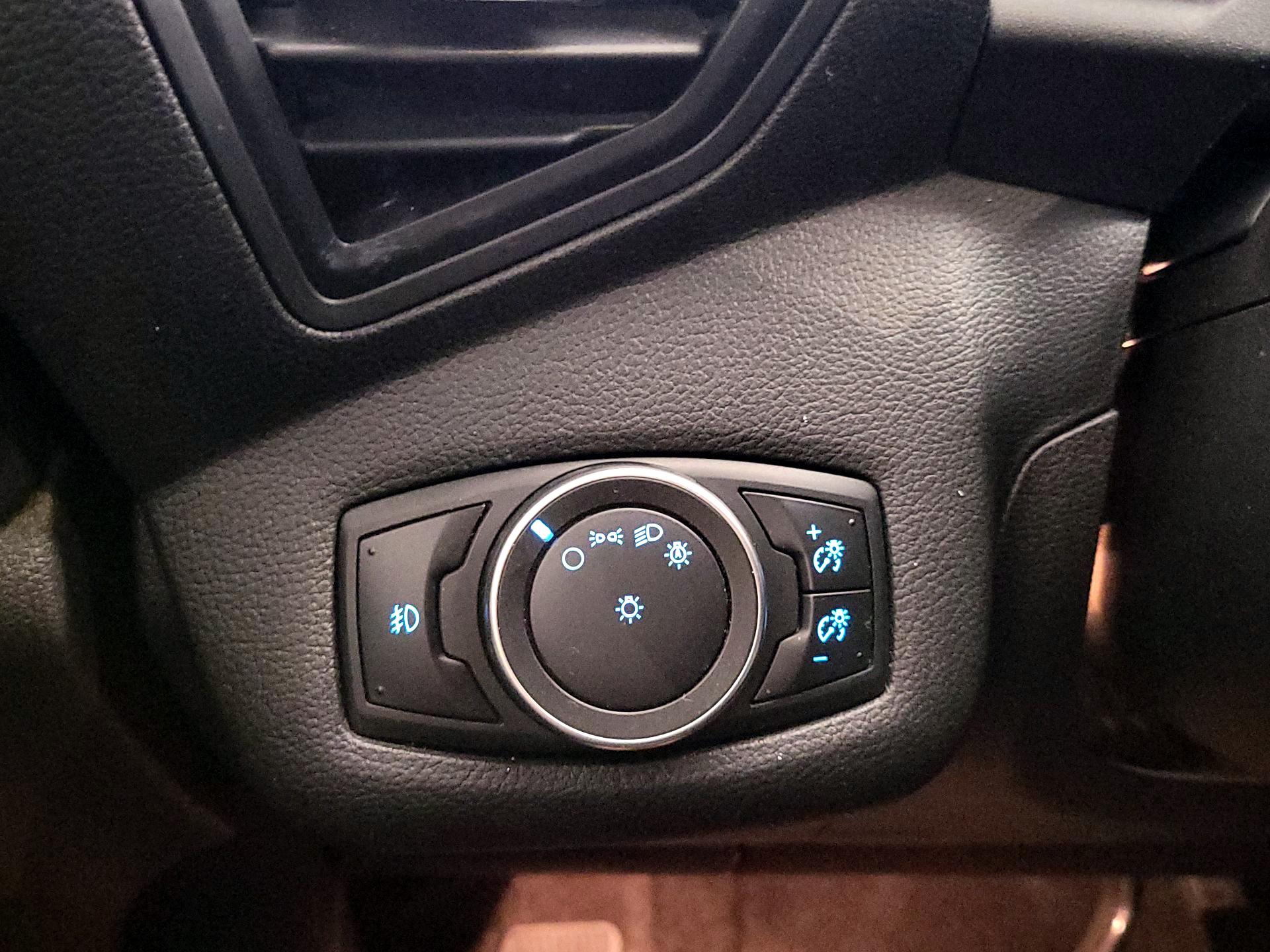 Thumbnail: 2016 Ford Escape - 13