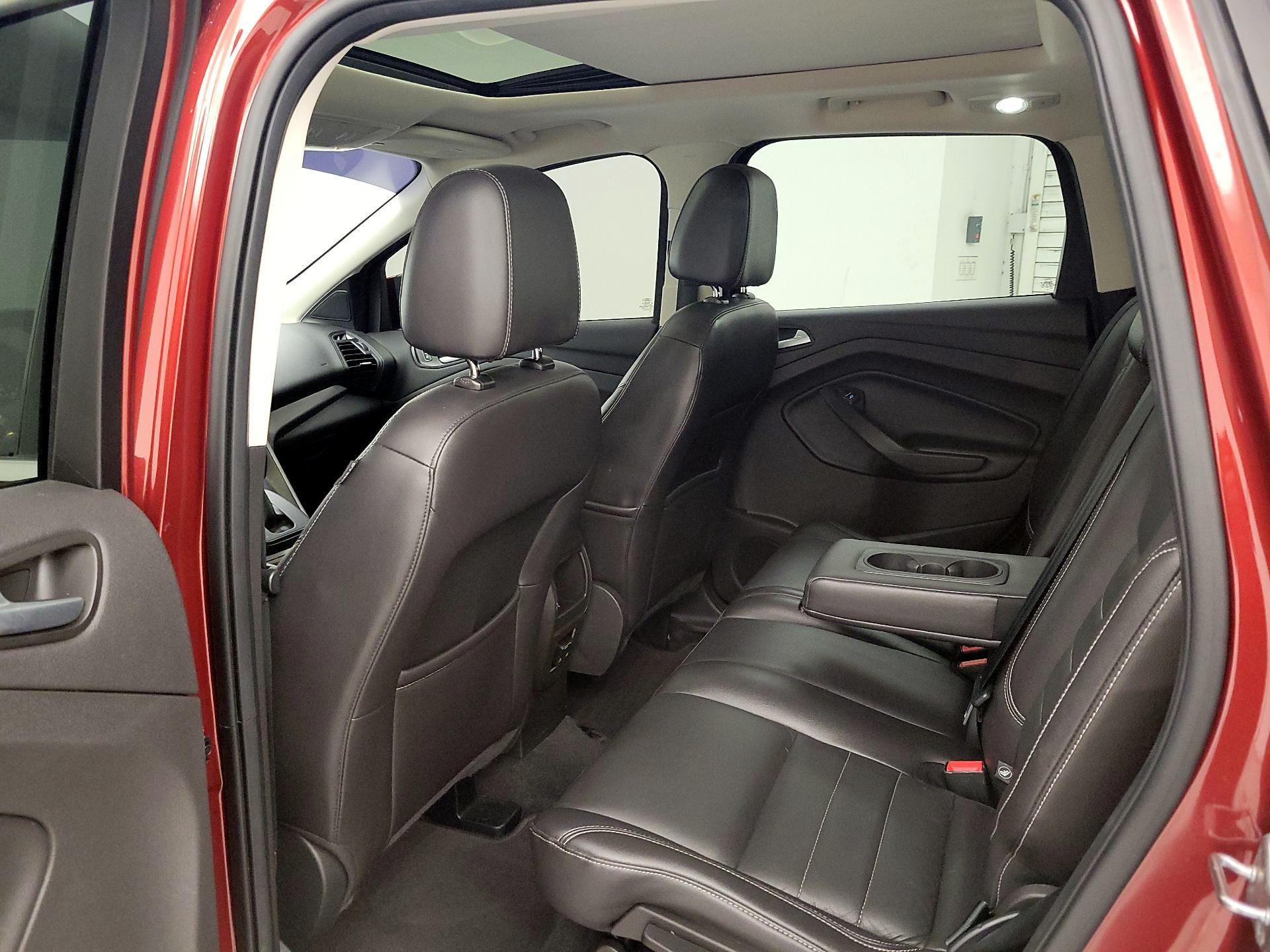 Thumbnail: 2016 Ford Escape - 20