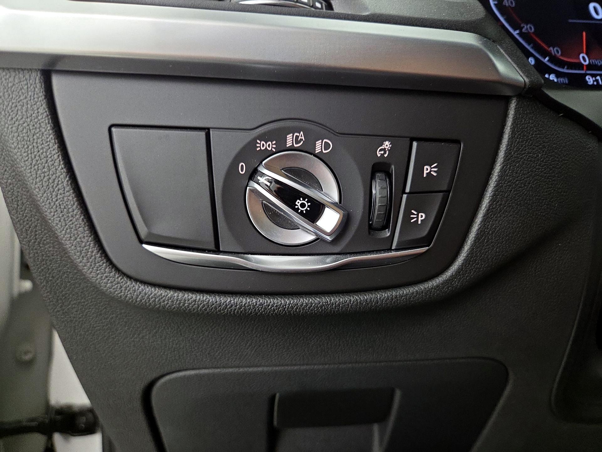 Thumbnail: 2023 BMW X3 - 13