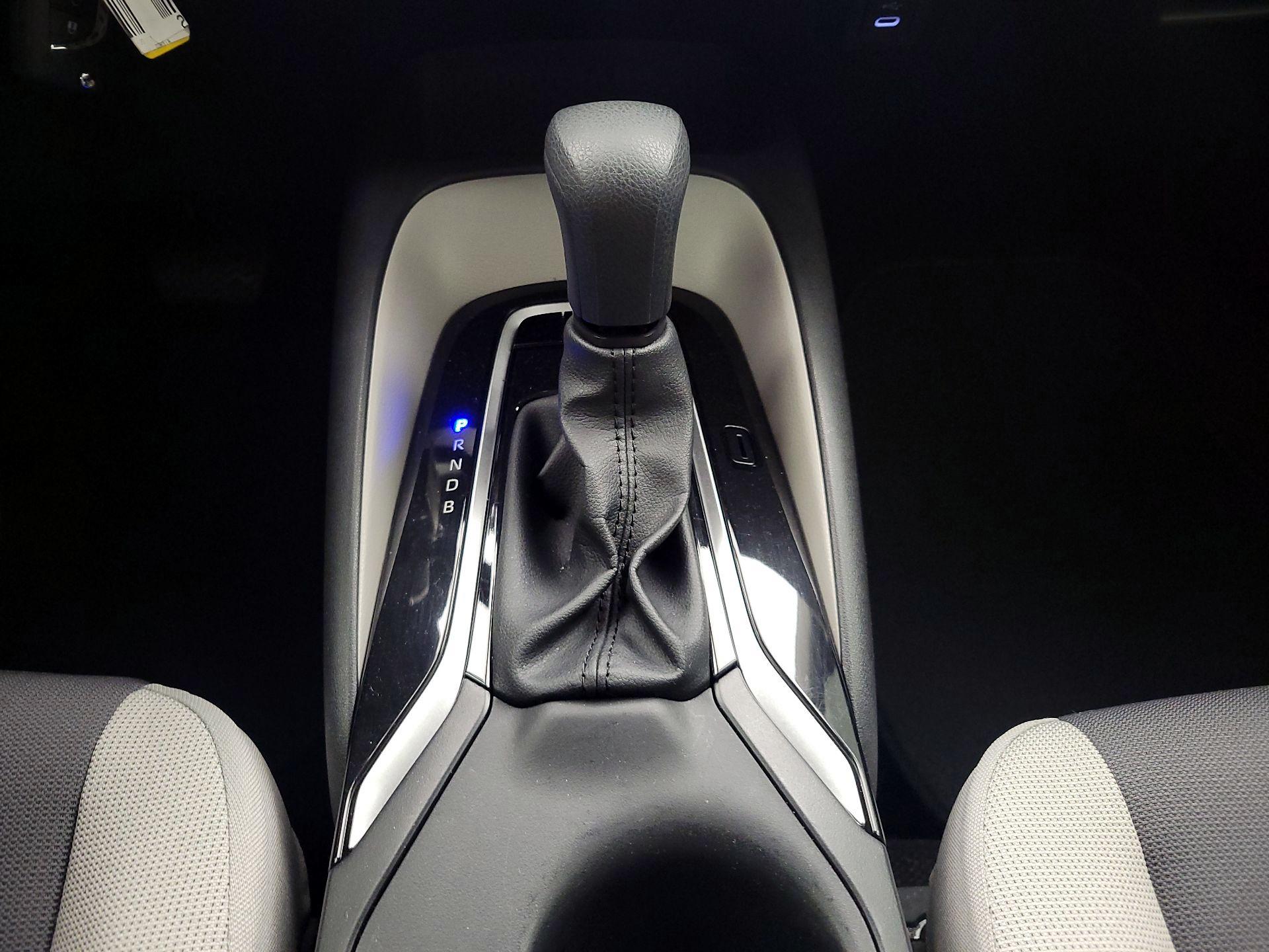 Thumbnail: 2025 Toyota Corolla - 18