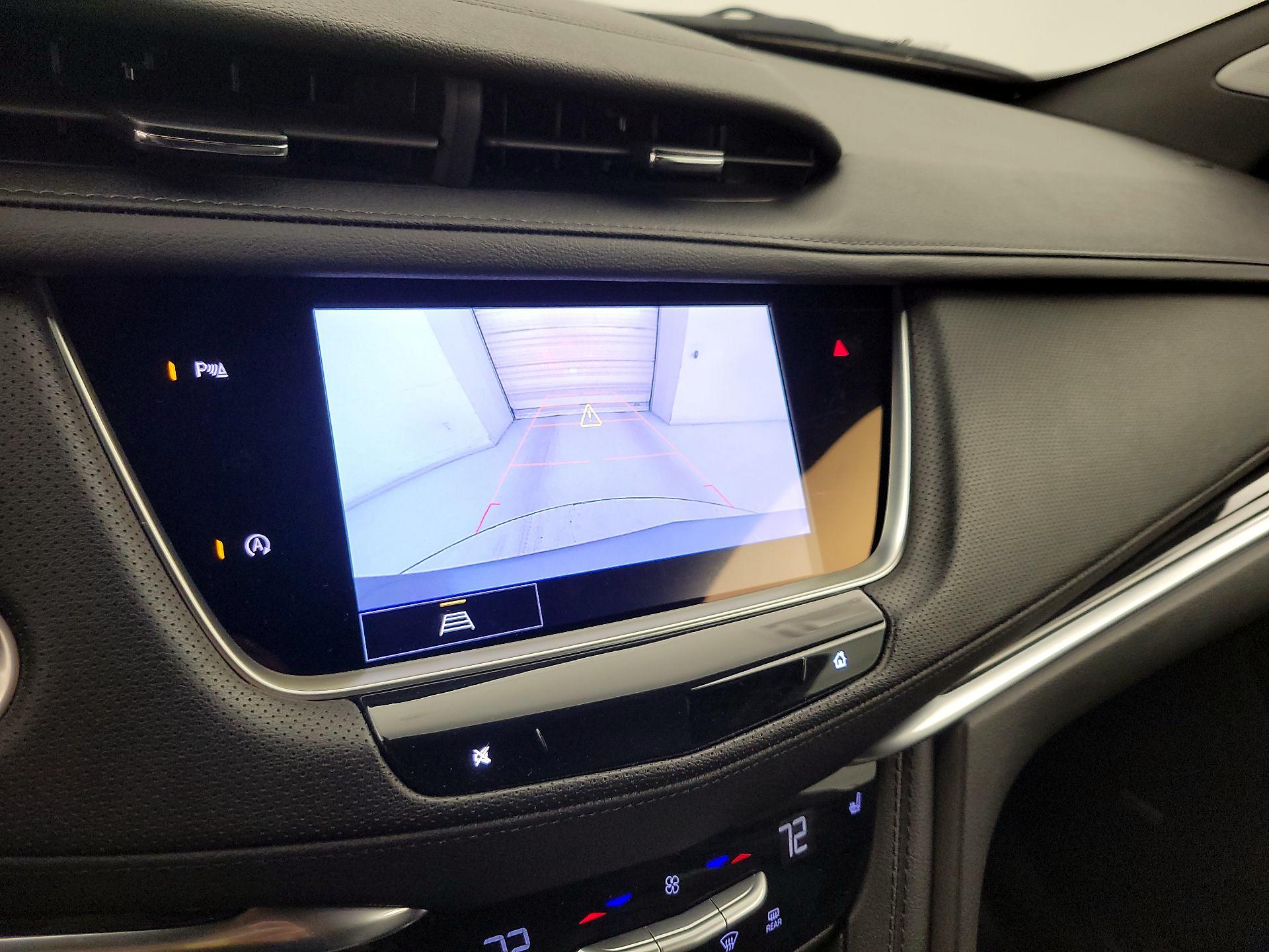 Thumbnail: 2025 Cadillac XT5 - 14