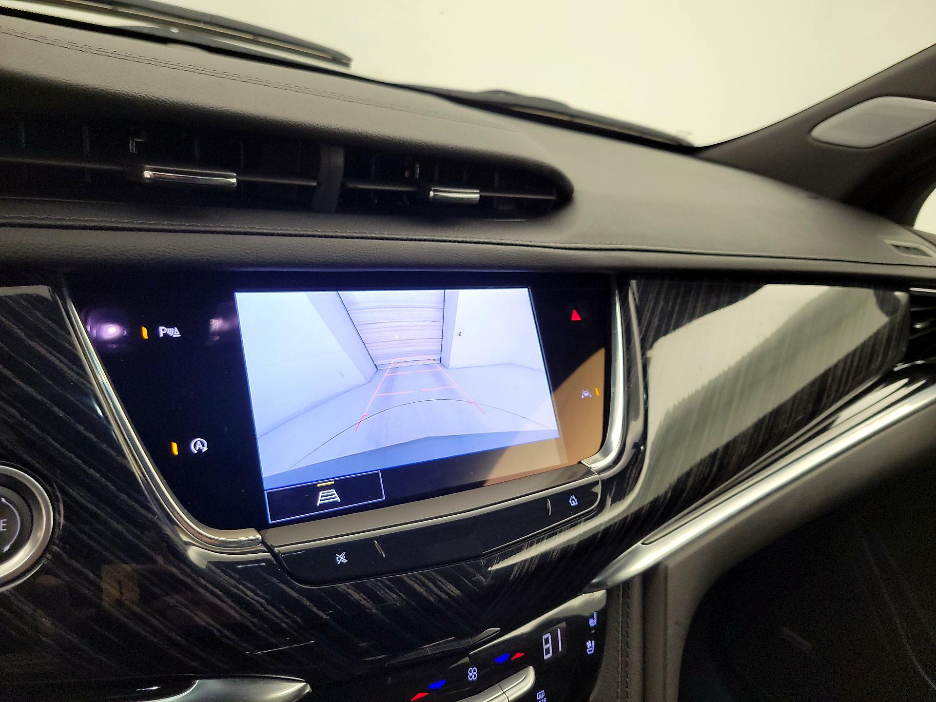 Thumbnail: 2025 Cadillac XT6 - 14