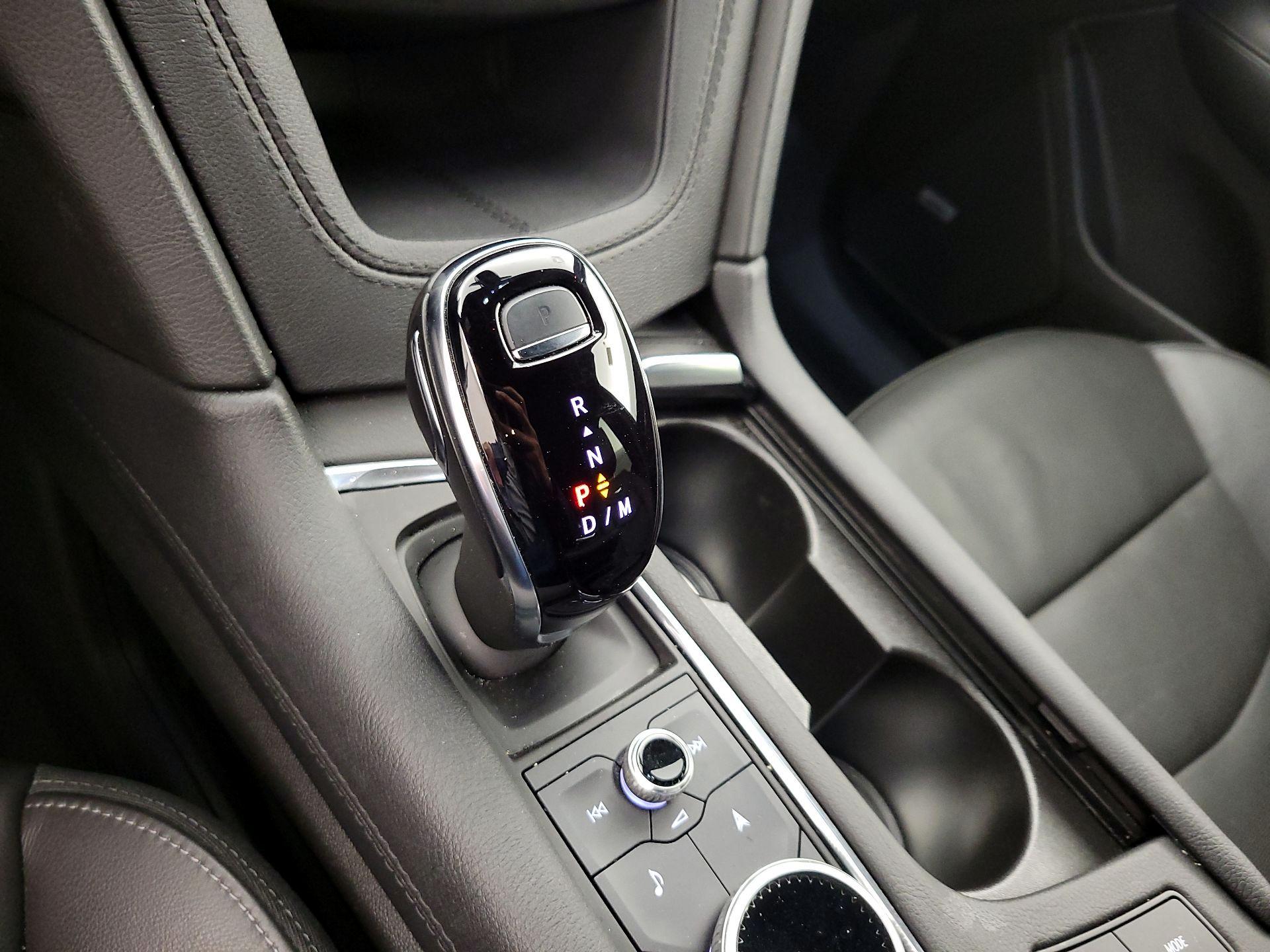 Thumbnail: 2025 Cadillac XT6 - 17