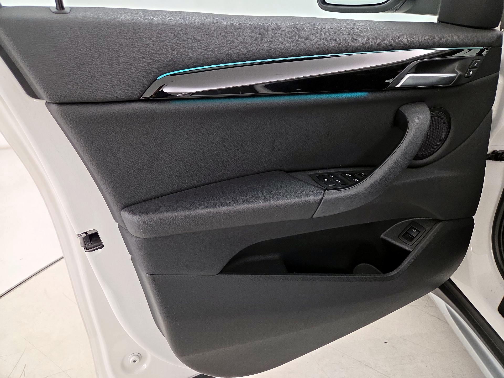 Thumbnail: 2021 BMW X1 - 12