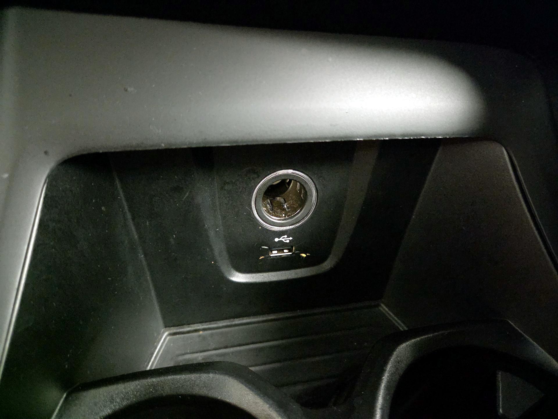 Thumbnail: 2021 BMW X1 - 19