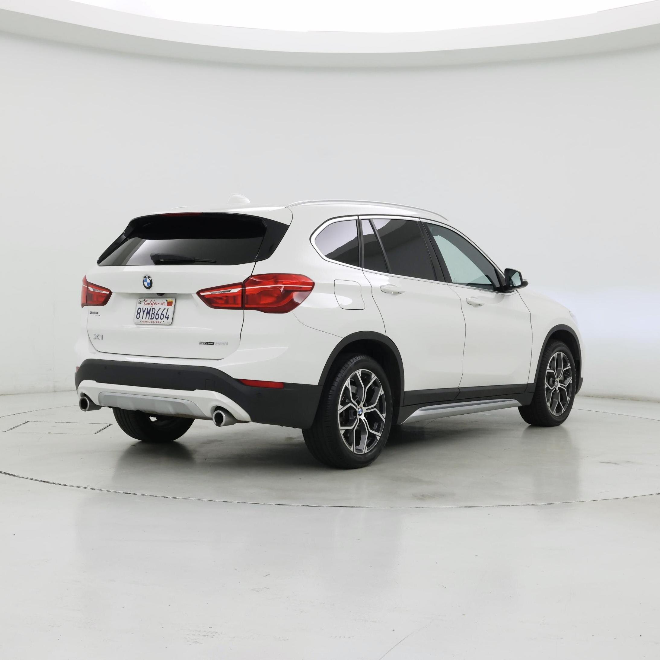 Thumbnail: 2021 BMW X1 - 8