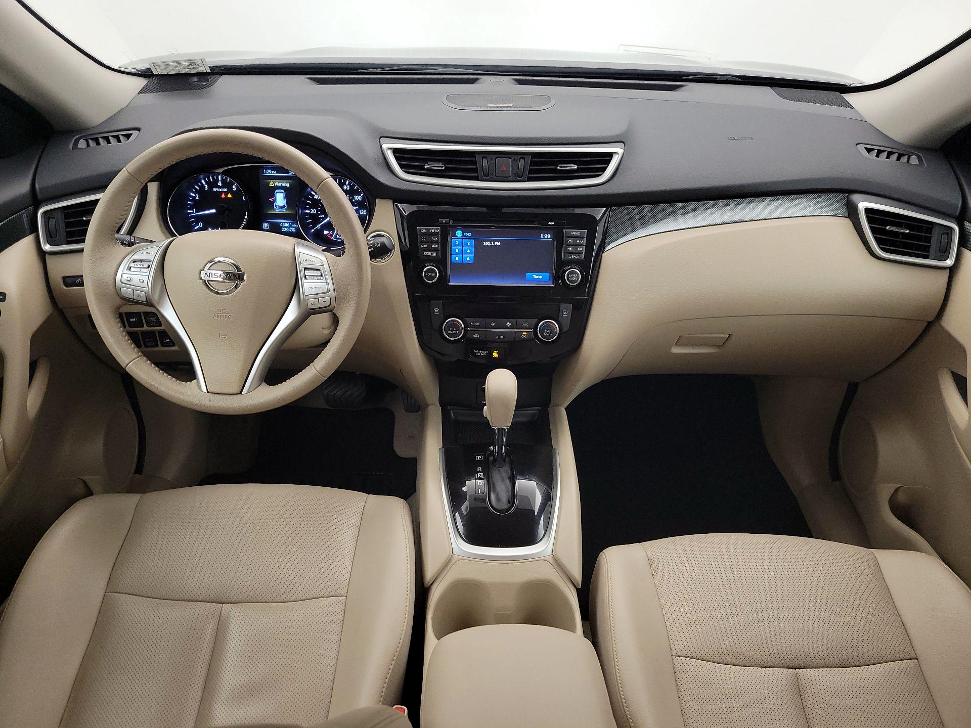 Thumbnail: 2015 Nissan Rogue - 9