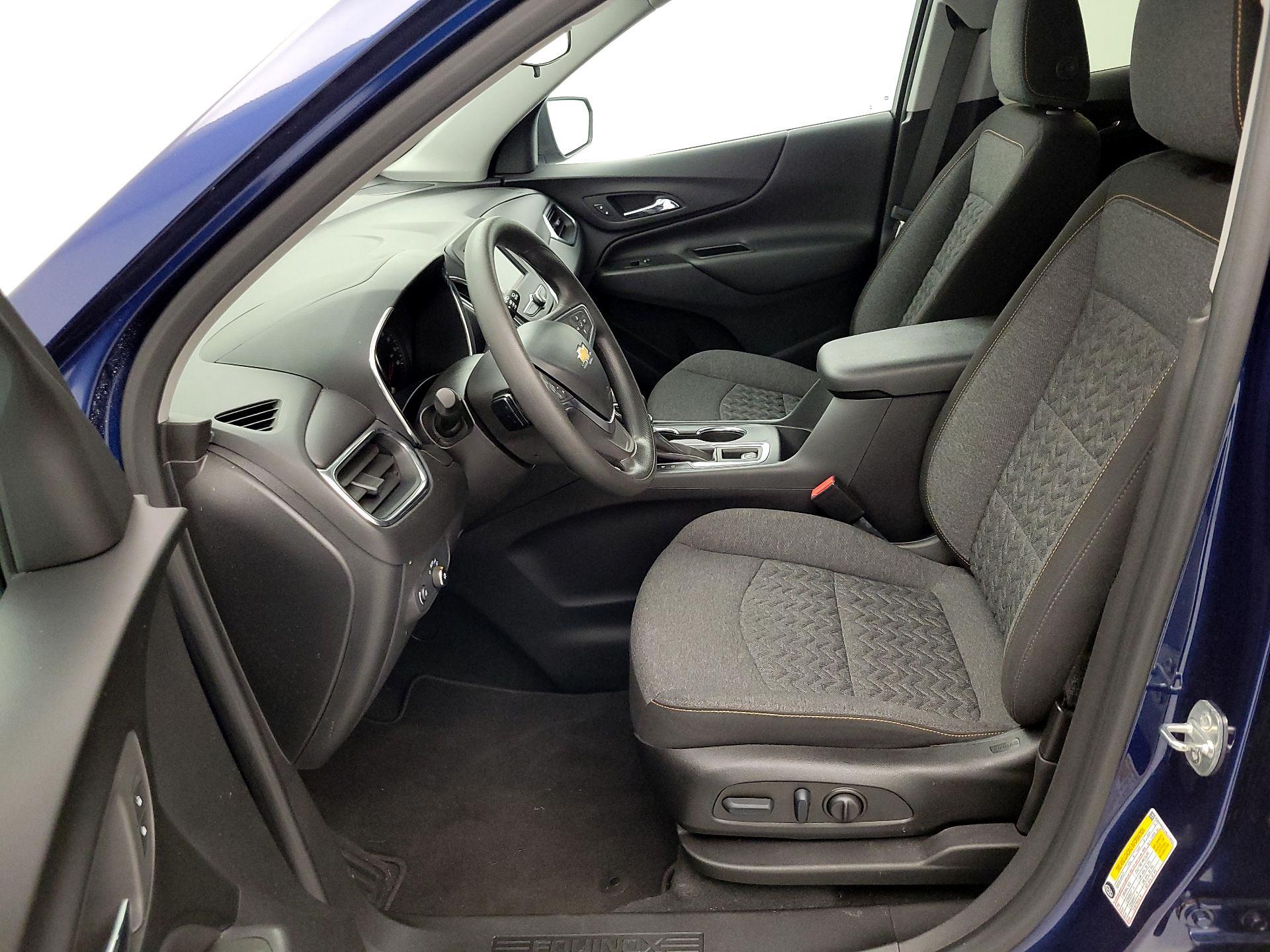 Thumbnail: 2022 Chevrolet Equinox - 11