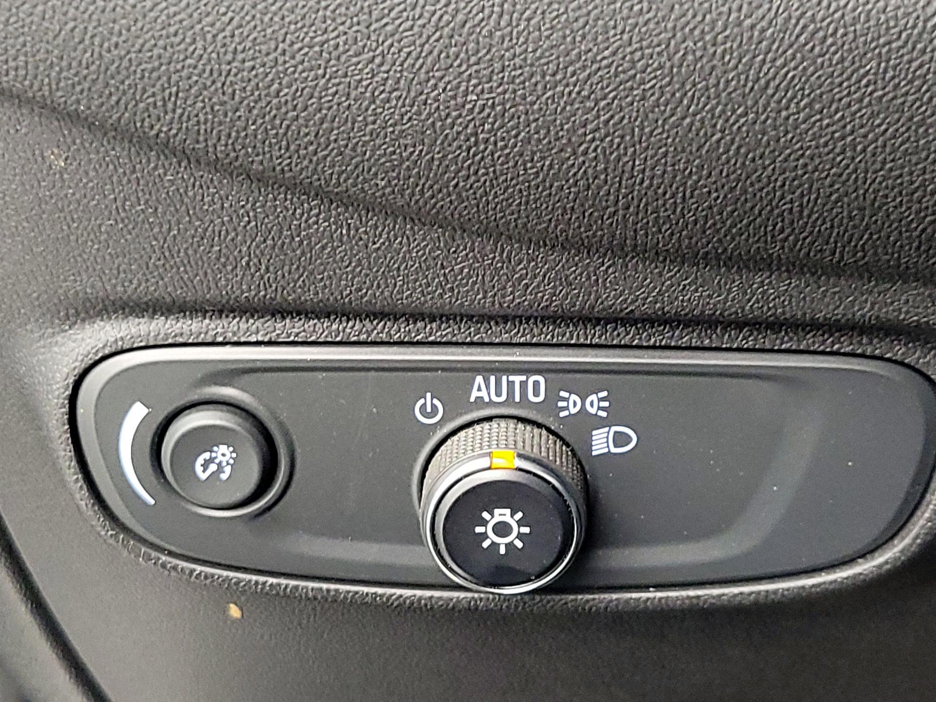 Thumbnail: 2022 Chevrolet Equinox - 13