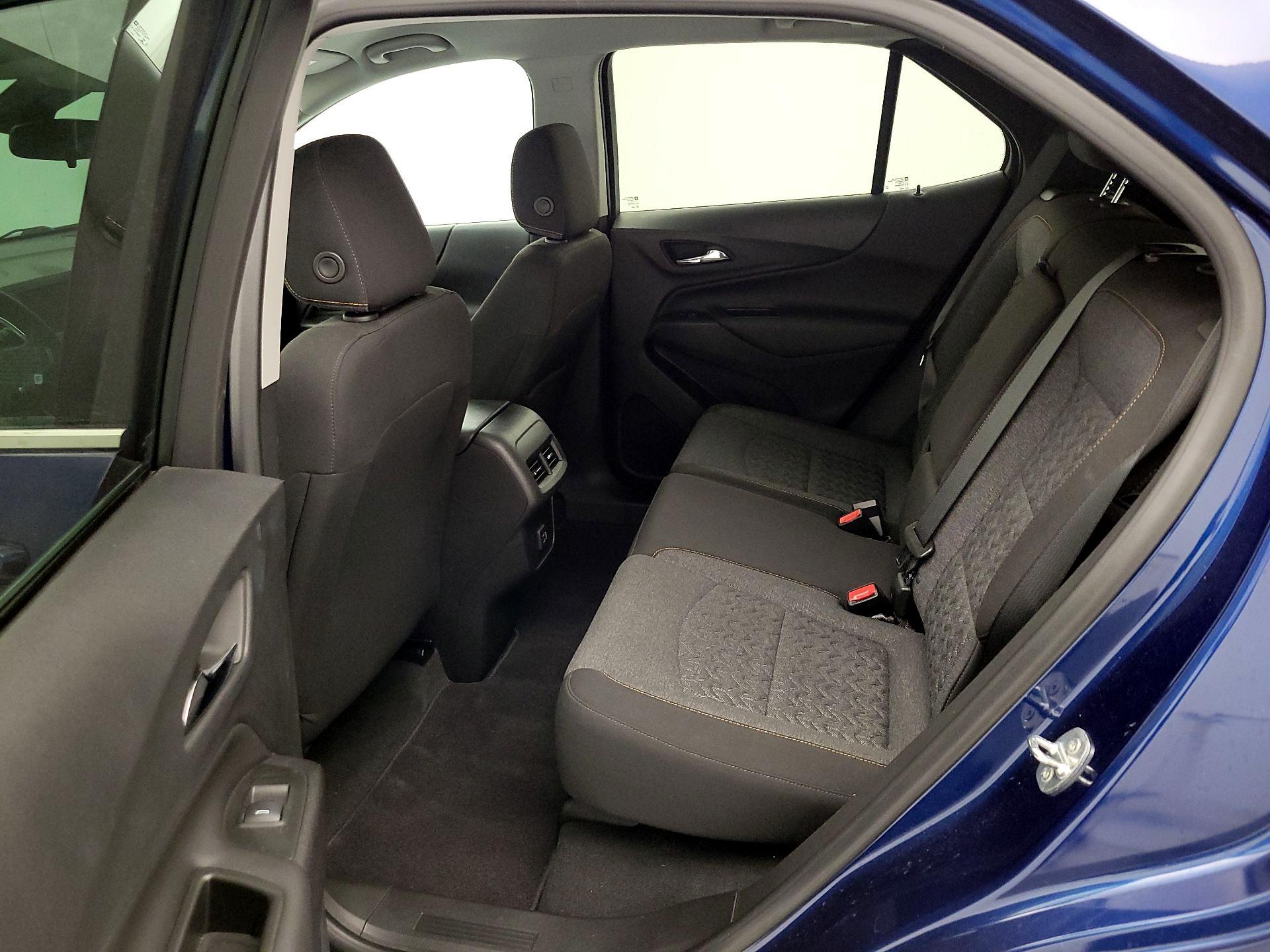 Thumbnail: 2022 Chevrolet Equinox - 18