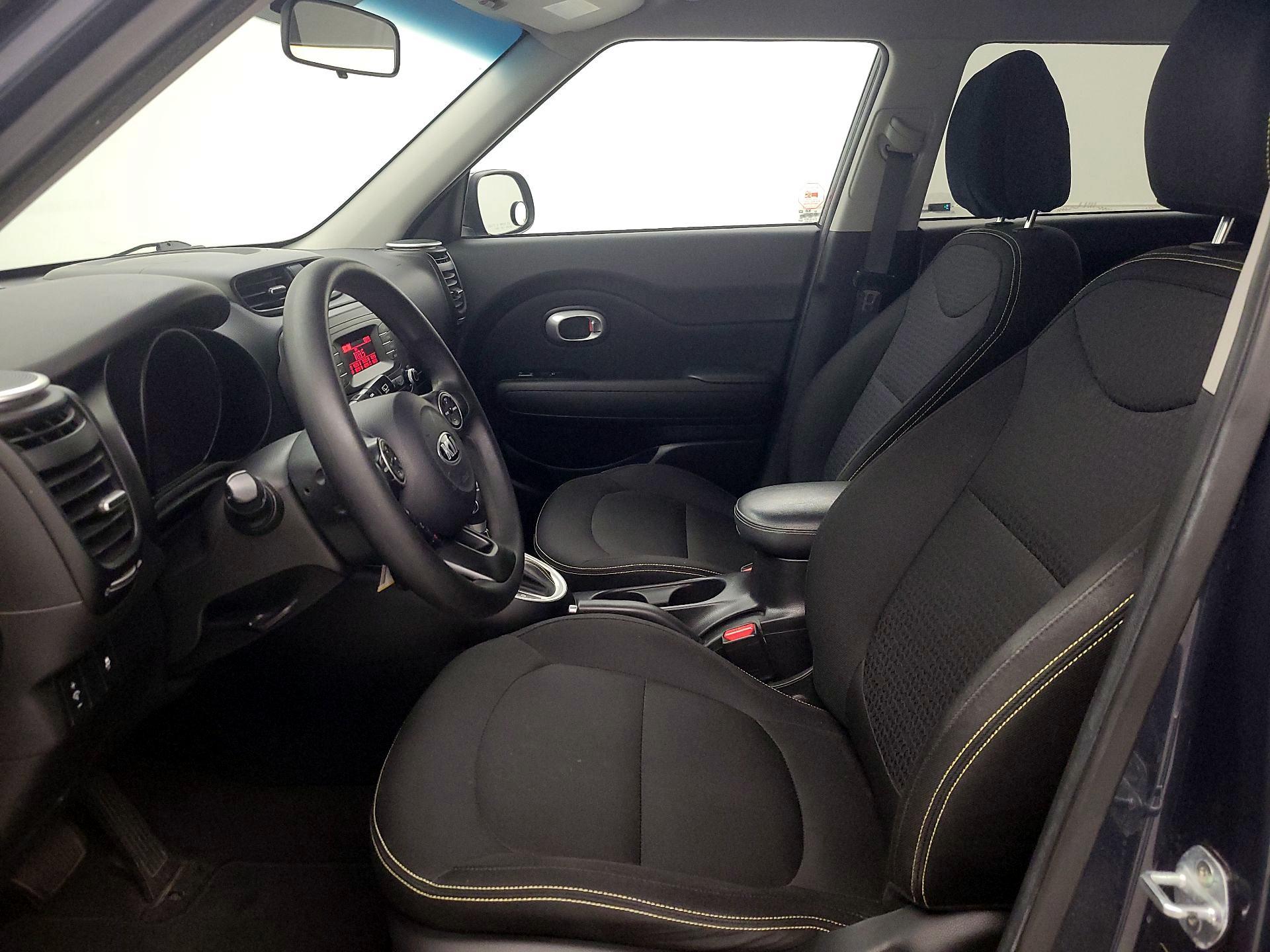 Thumbnail: 2015 Kia Soul - 11