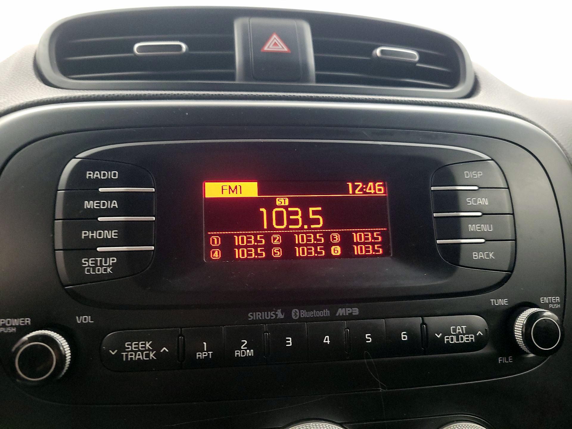 Thumbnail: 2015 Kia Soul - 14