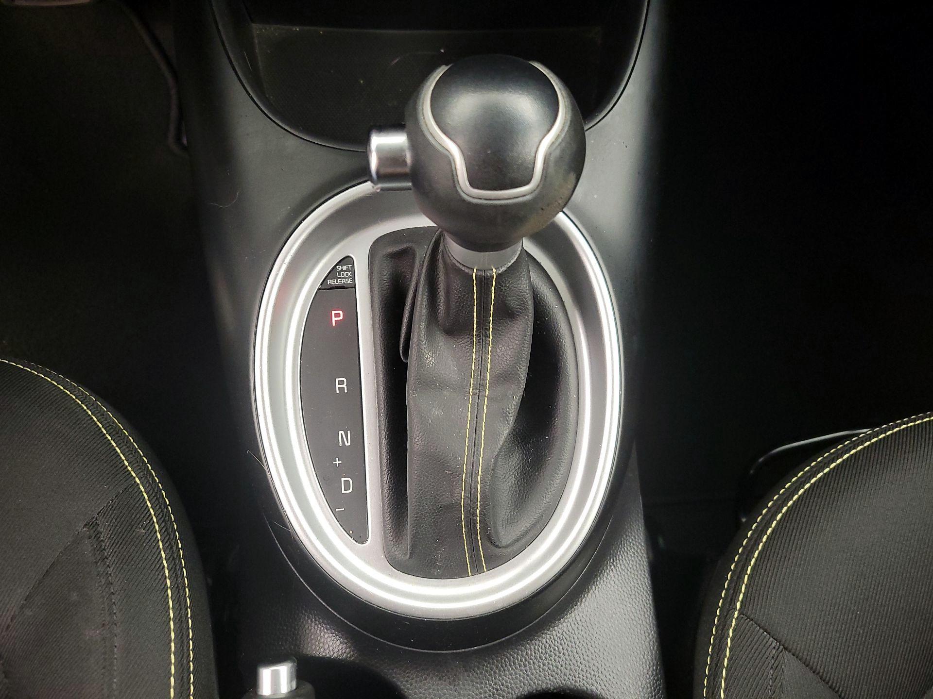 Thumbnail: 2015 Kia Soul - 16