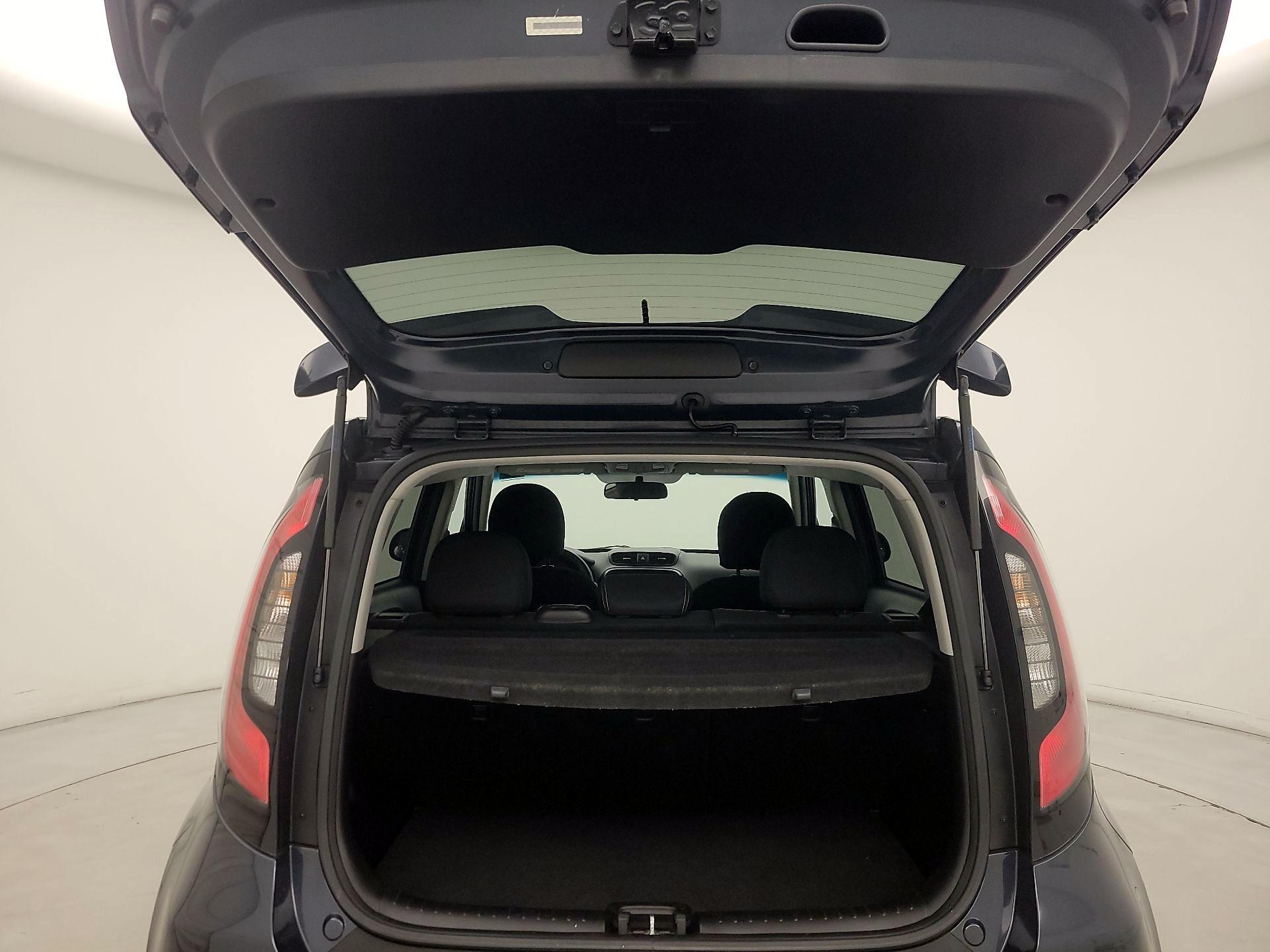 Thumbnail: 2015 Kia Soul - 19