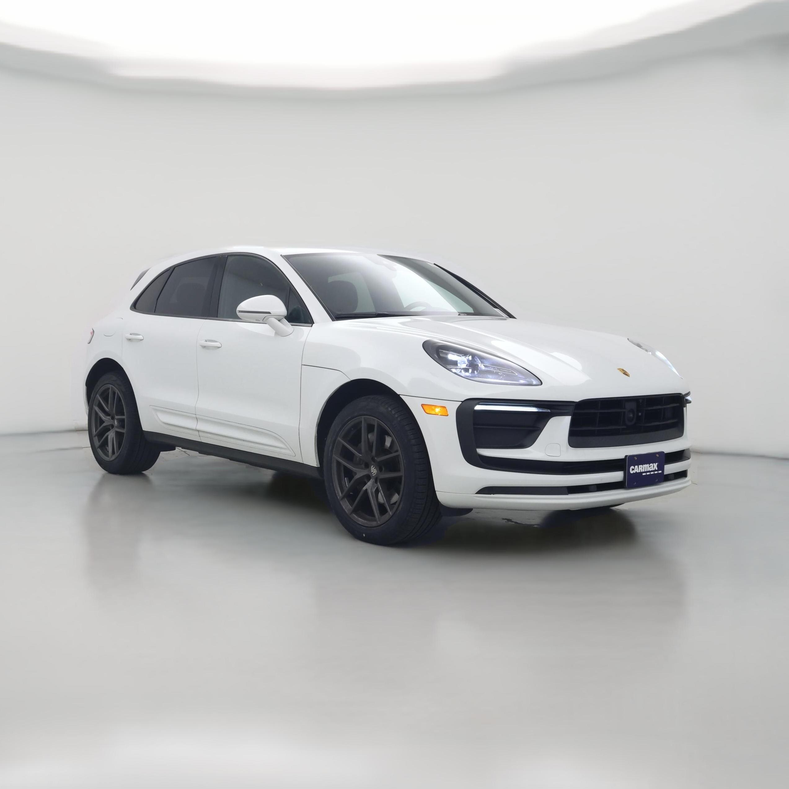 Thumbnail: 2022 Porsche Macan - 1