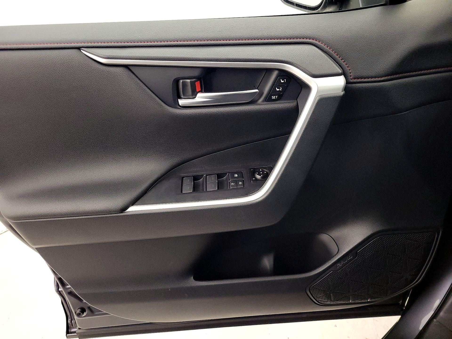 Thumbnail: 2024 Toyota RAV4 - 12