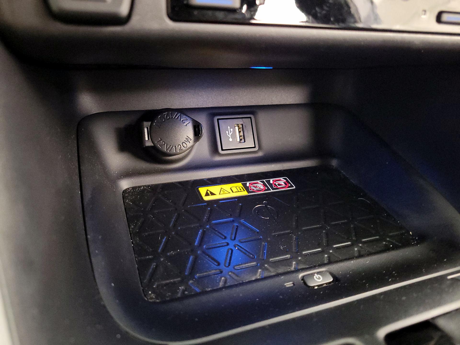 Thumbnail: 2024 Toyota RAV4 - 18