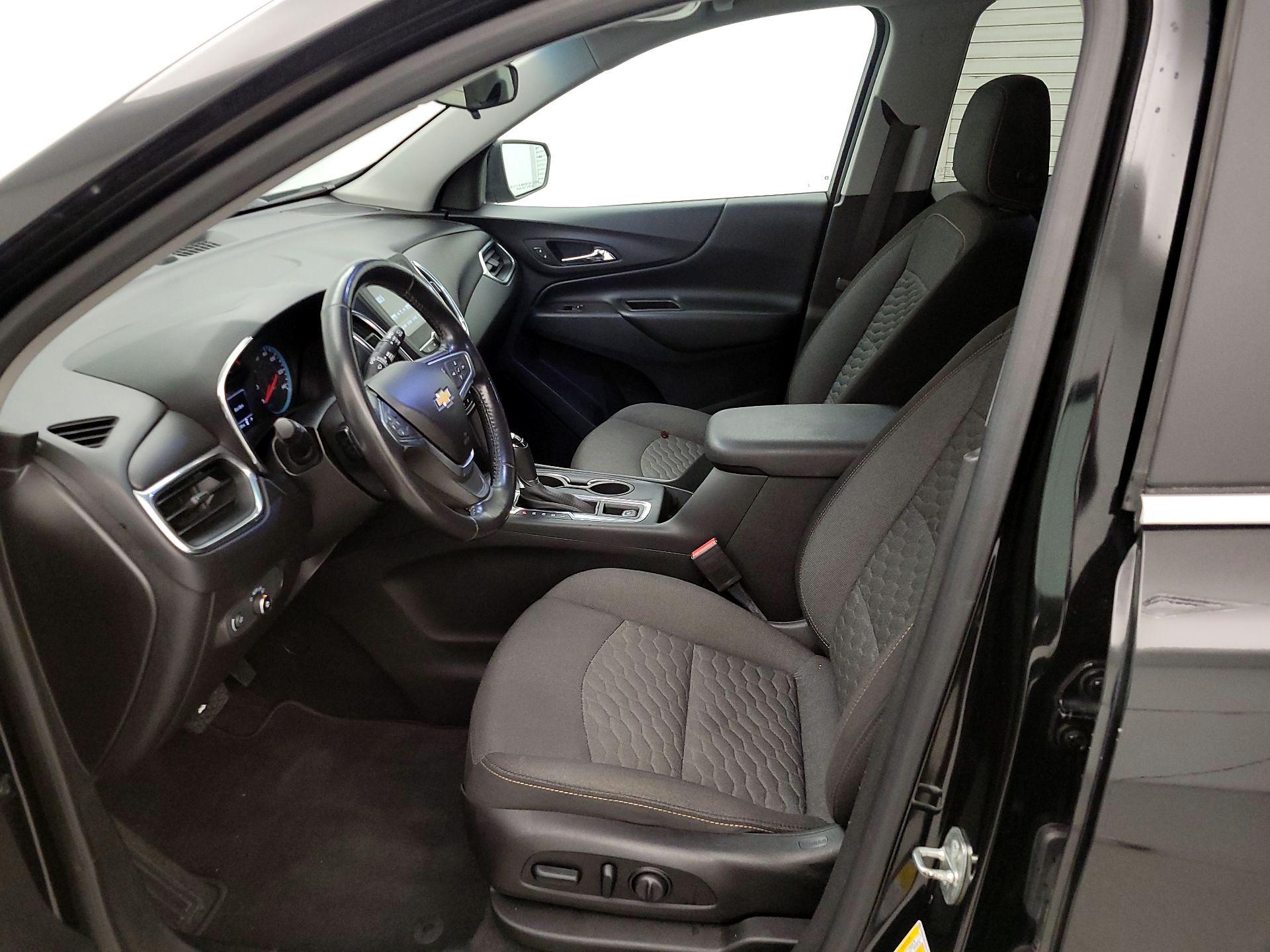 Thumbnail: 2018 Chevrolet Equinox - 11