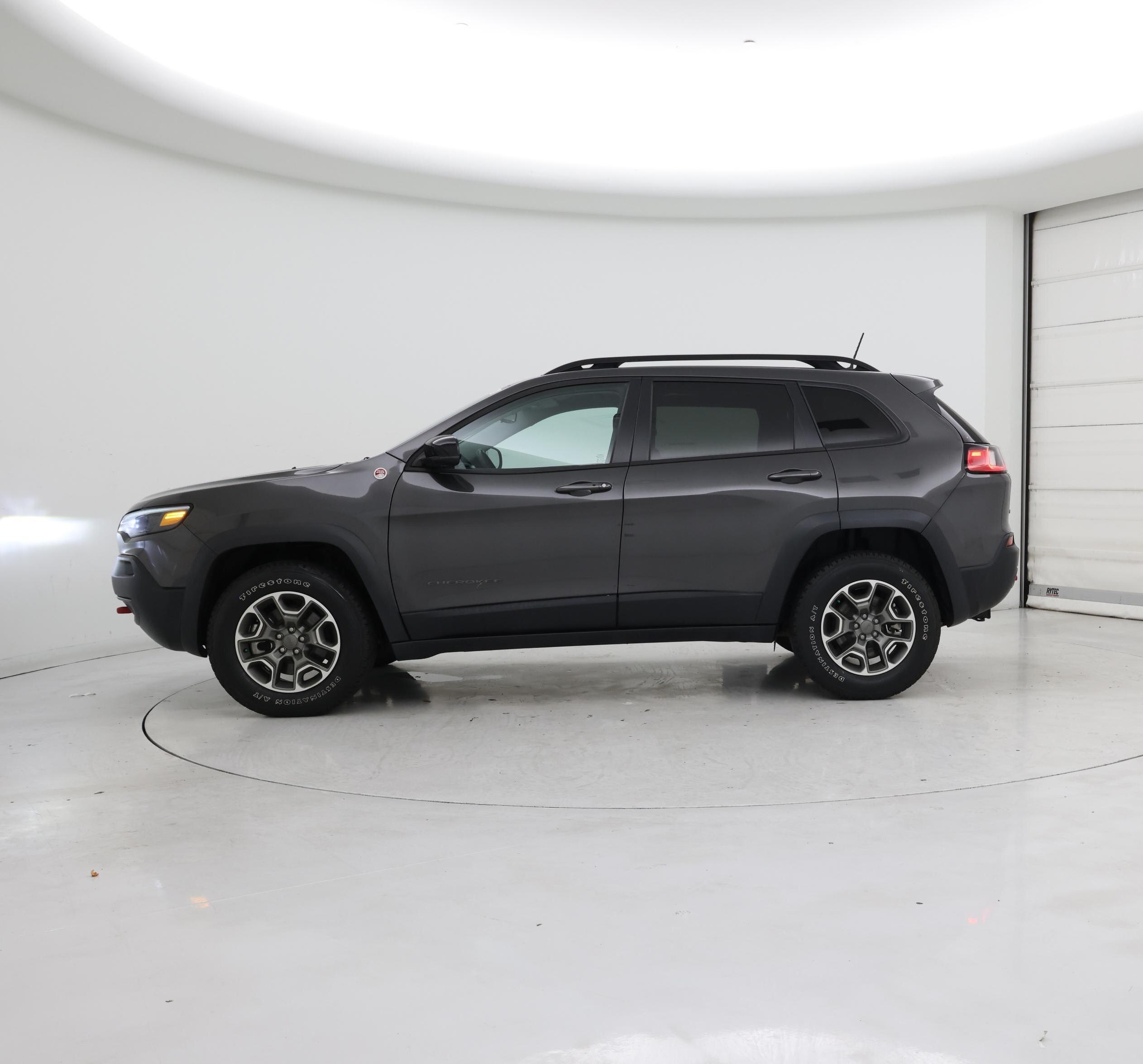 Thumbnail: 2022 Jeep Cherokee - 3