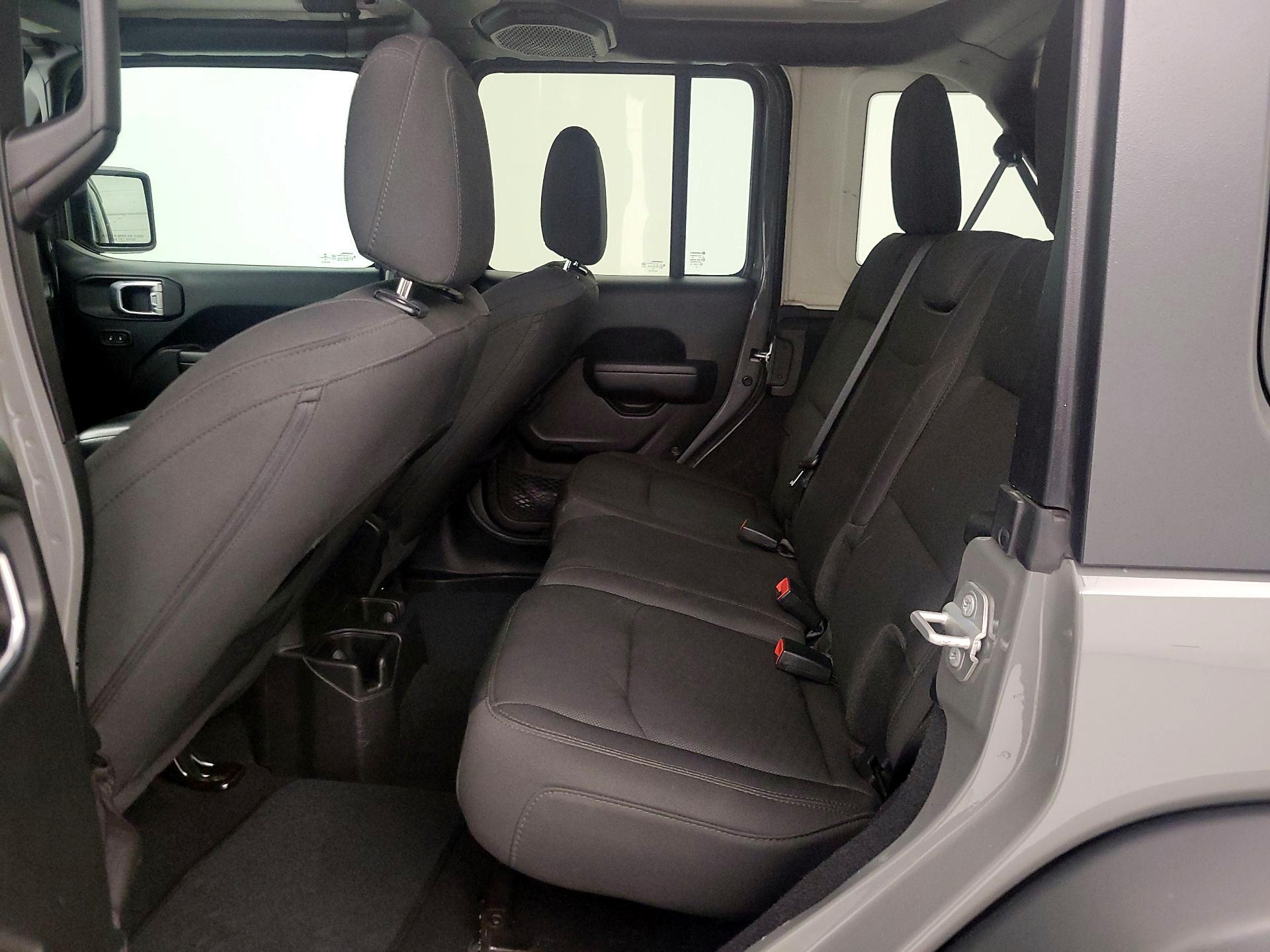 Thumbnail: 2022 Jeep Wrangler - 19