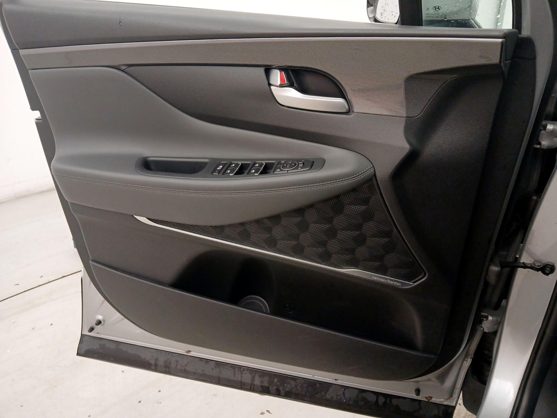 Thumbnail: 2023 Hyundai Santa Fe - 12