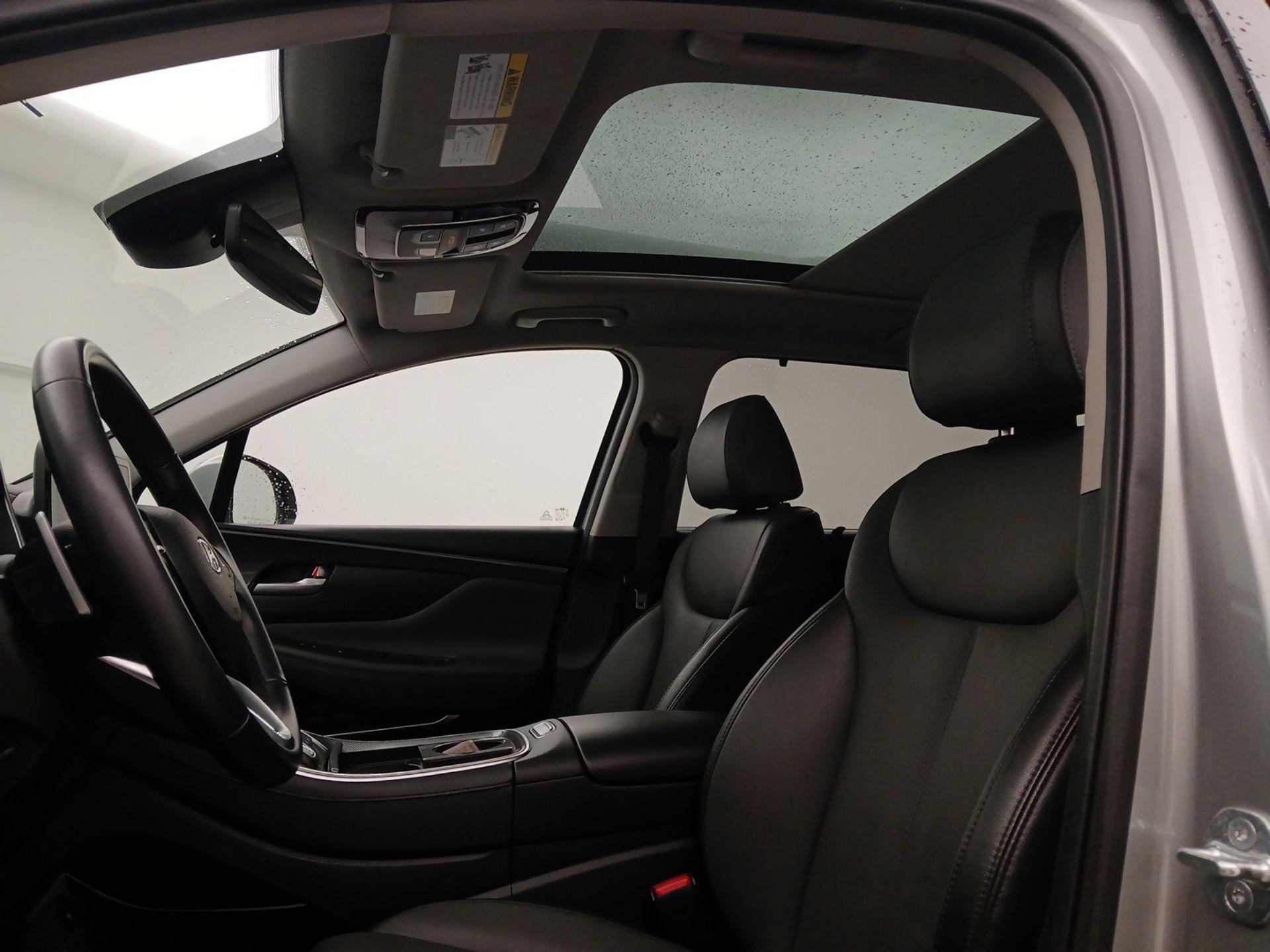 Thumbnail: 2023 Hyundai Santa Fe - 20