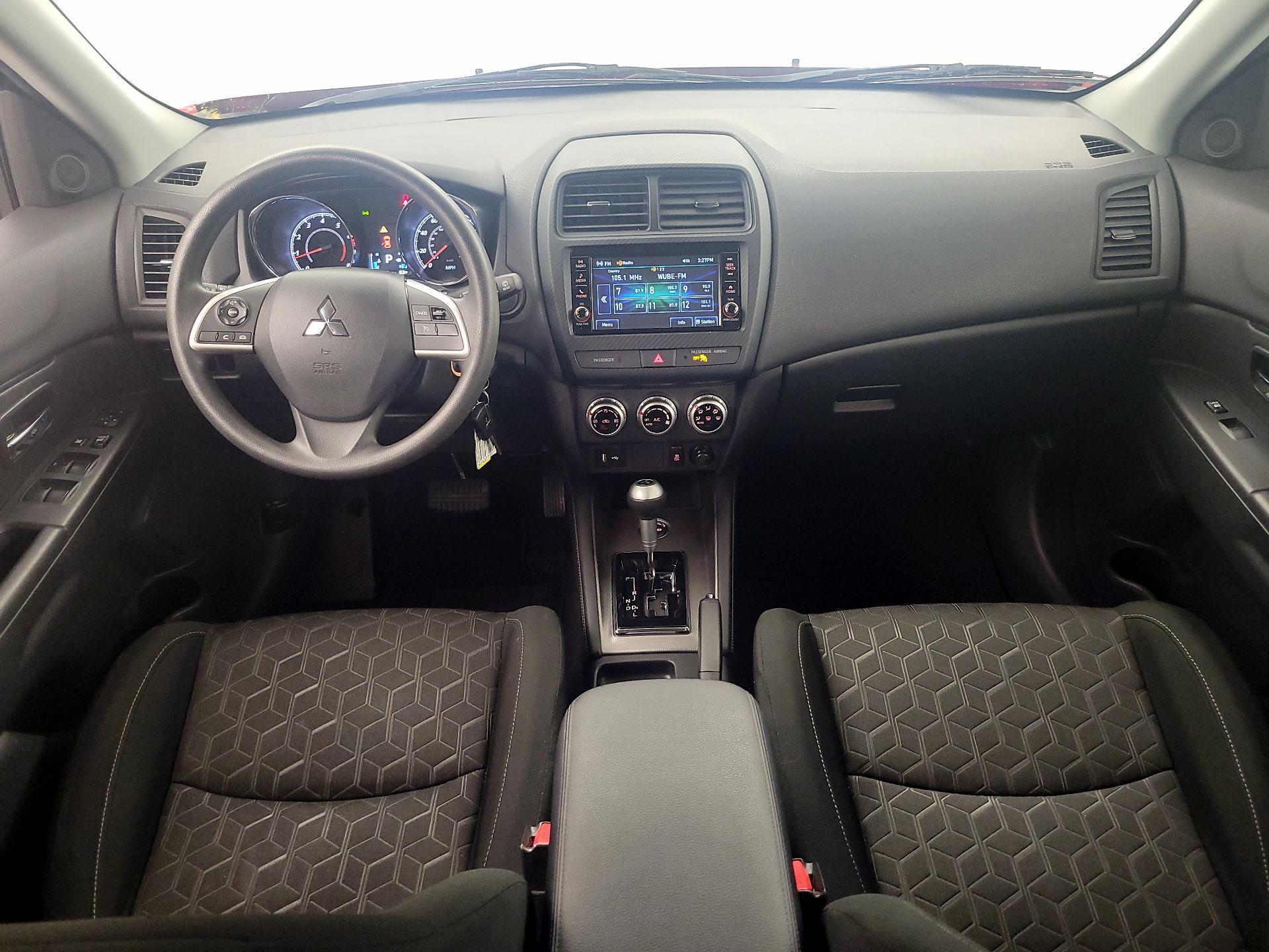 Thumbnail: 2023 Mitsubishi Outlander Sport - 9