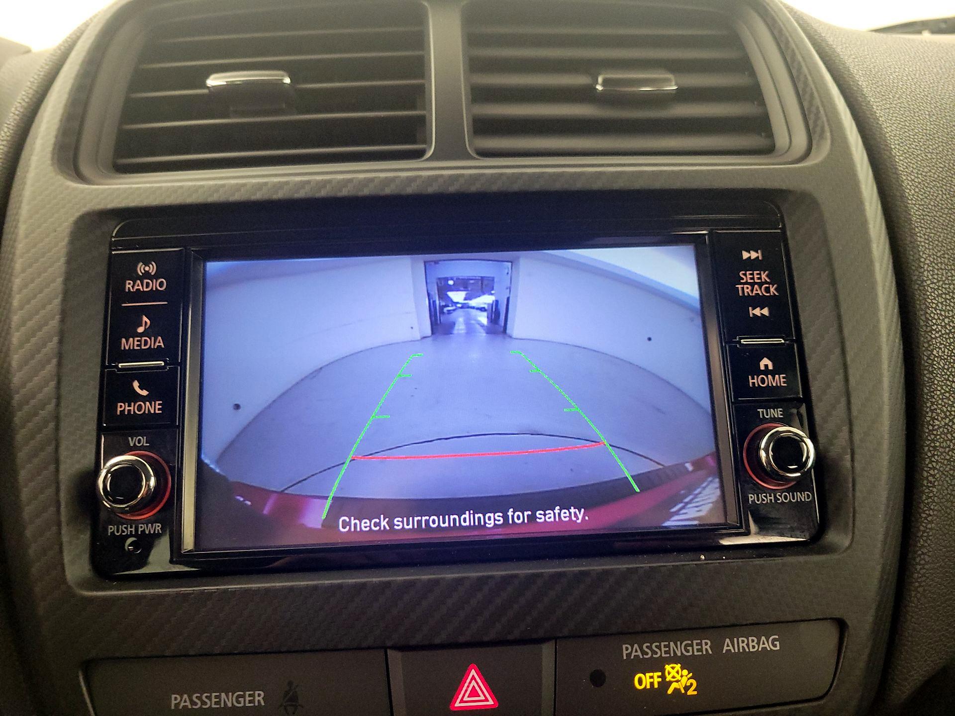 Thumbnail: 2023 Mitsubishi Outlander Sport - 14