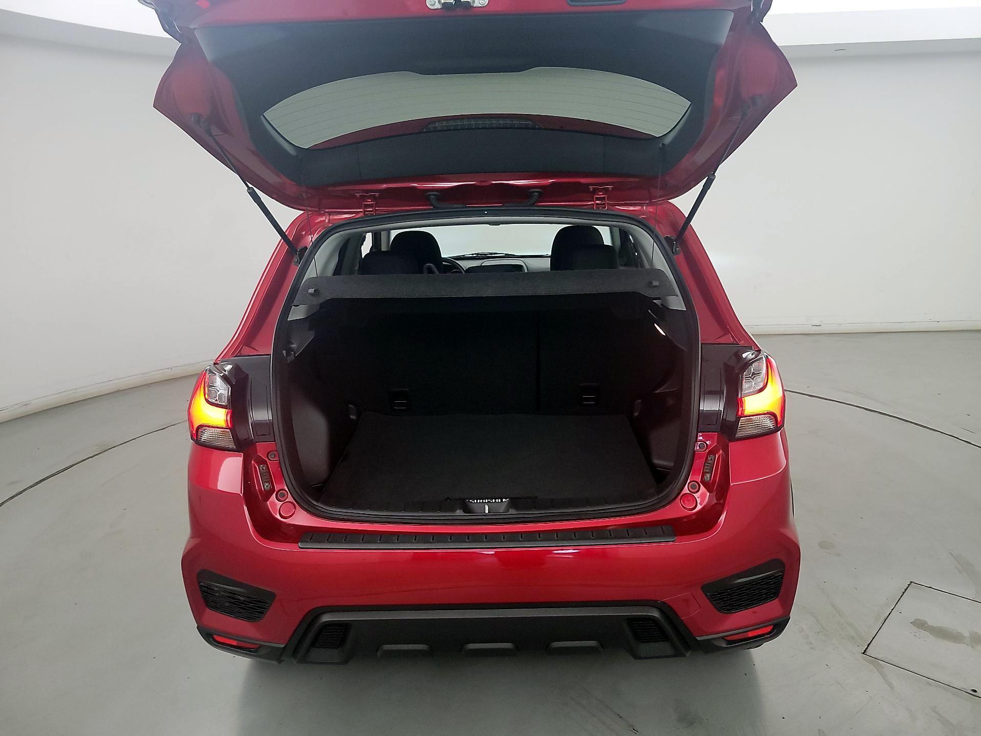 Thumbnail: 2023 Mitsubishi Outlander Sport - 20