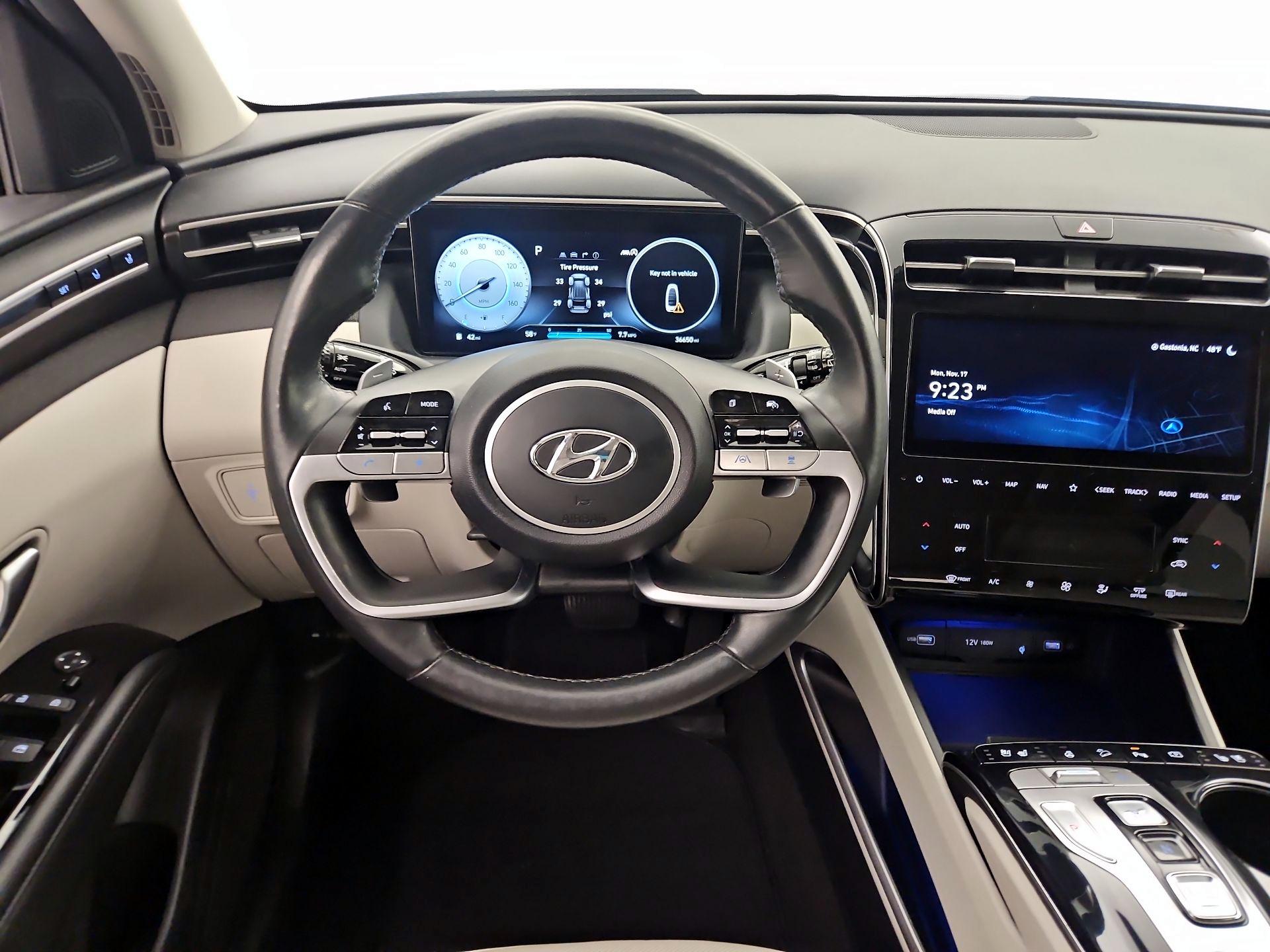 Thumbnail: 2023 Hyundai Tucson - 10