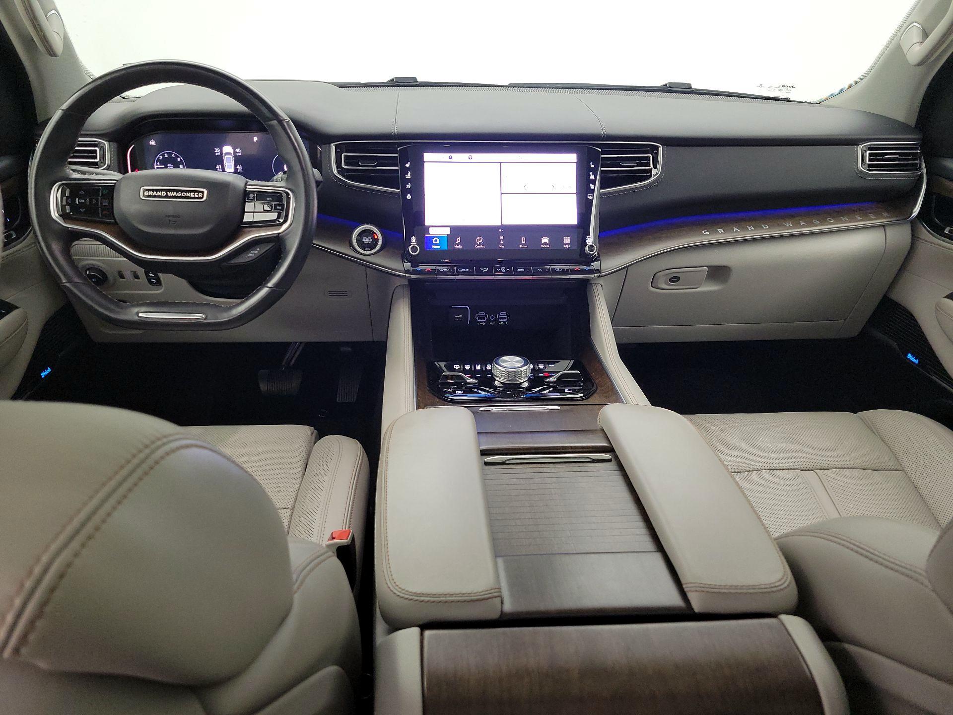 Thumbnail: 2022 Jeep Grand Wagoneer - 9