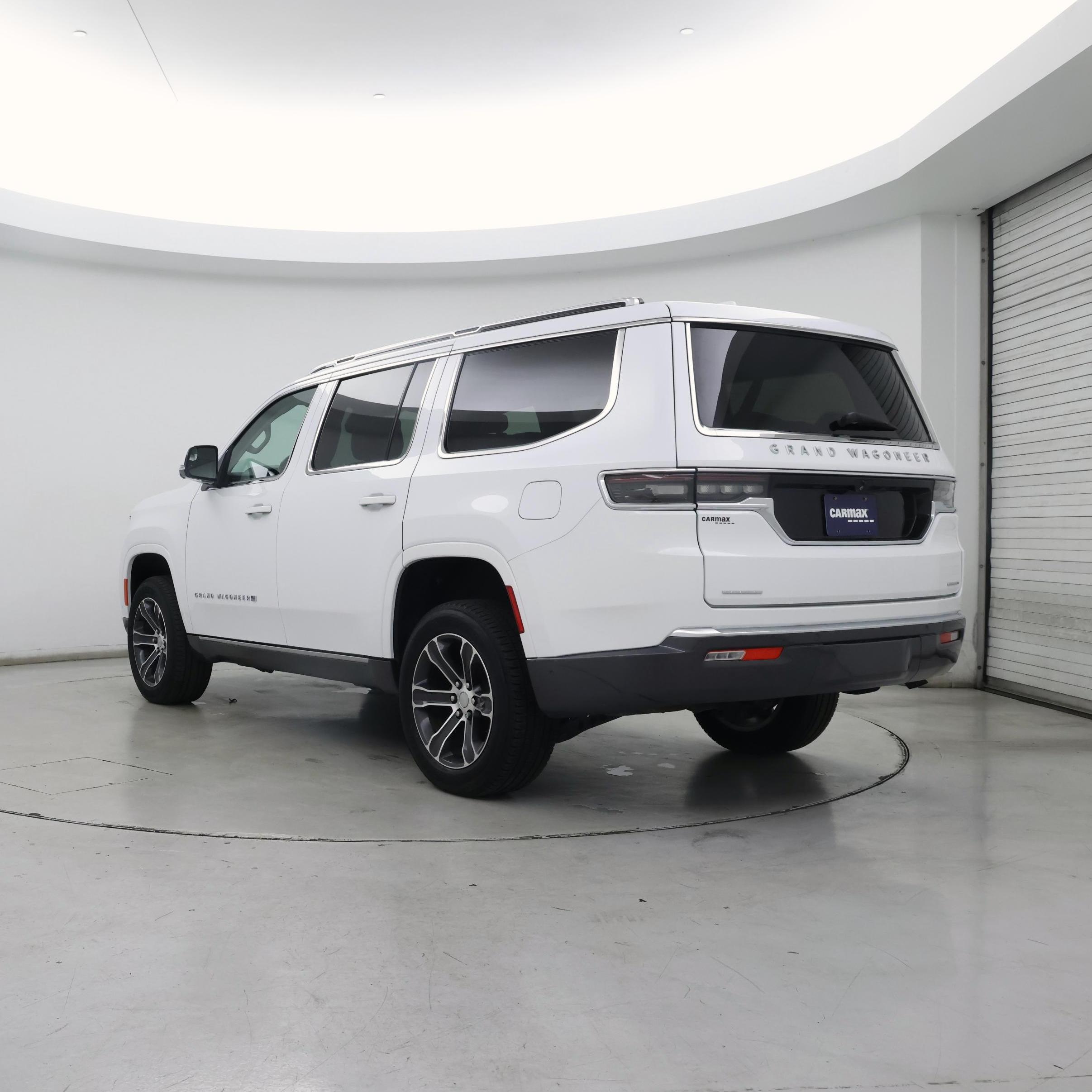 Thumbnail: 2022 Jeep Grand Wagoneer - 2